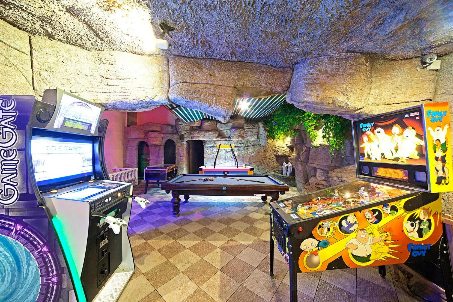 Game Room in Selen Hotel