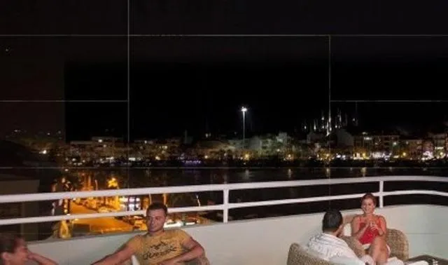 Night in Selen Hotel