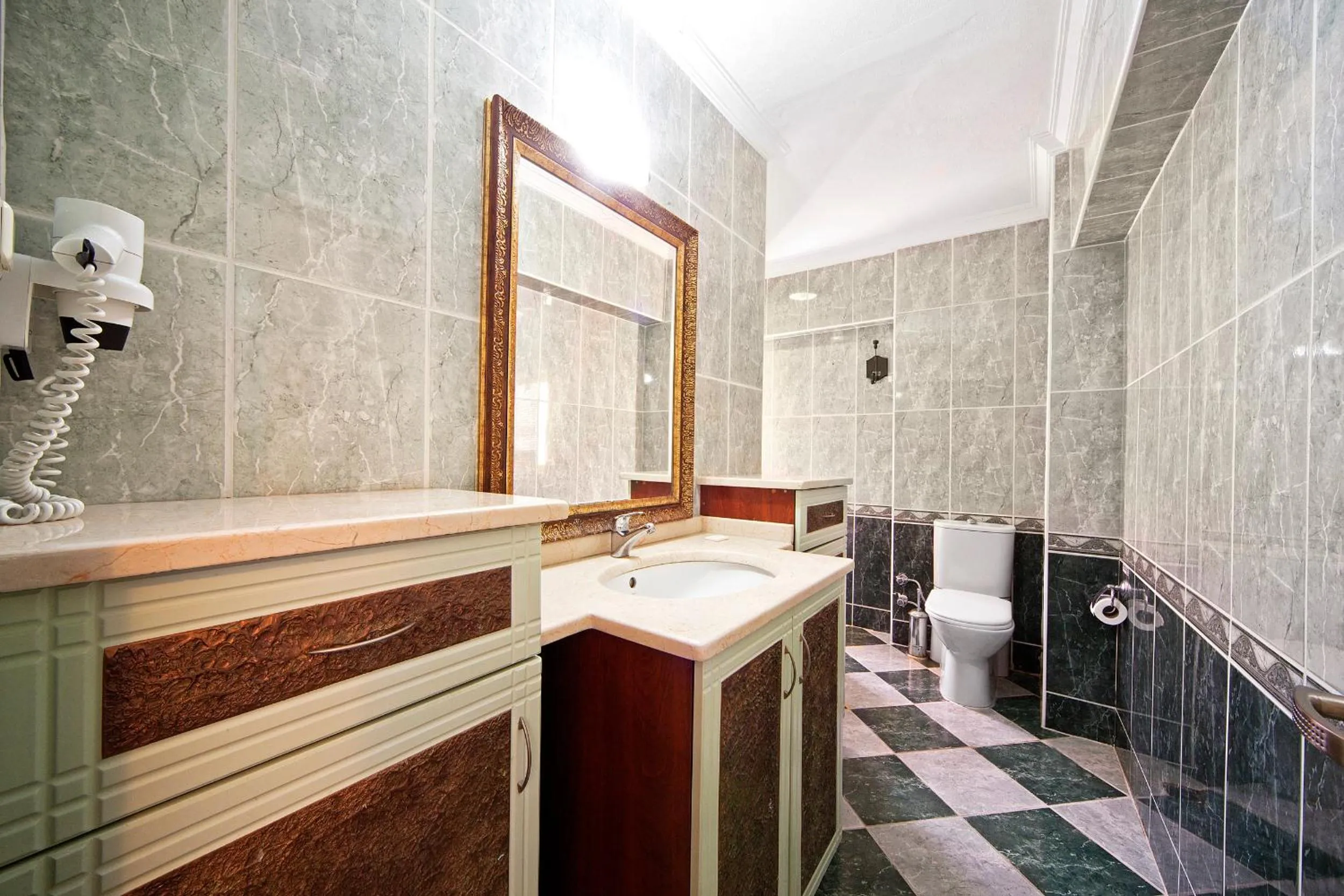 Game Room in Selen Hotel