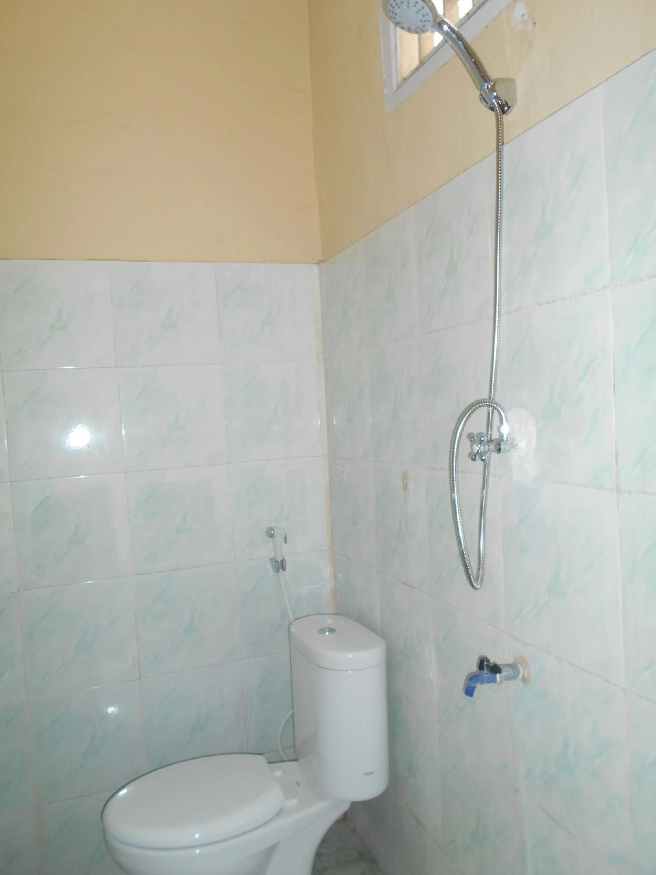 Bathroom in Pondok Sunrise 2