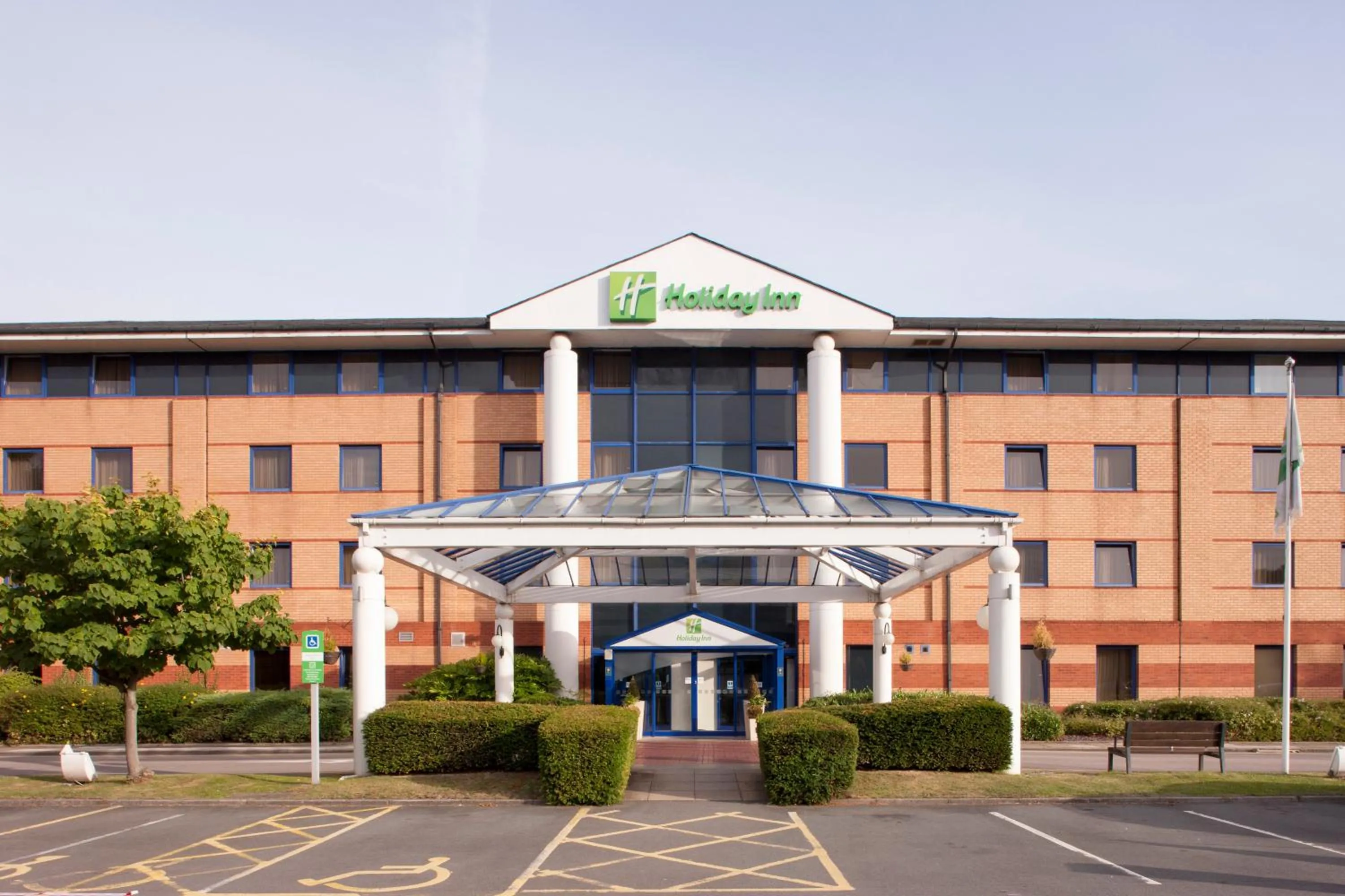 Property building in Holiday Inn Warrington by IHG