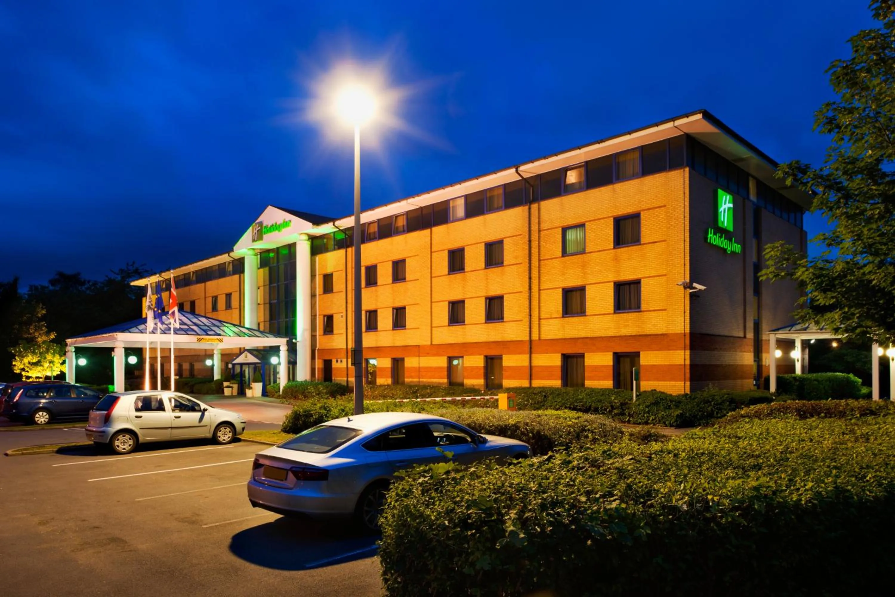 Property building in Holiday Inn Warrington by IHG