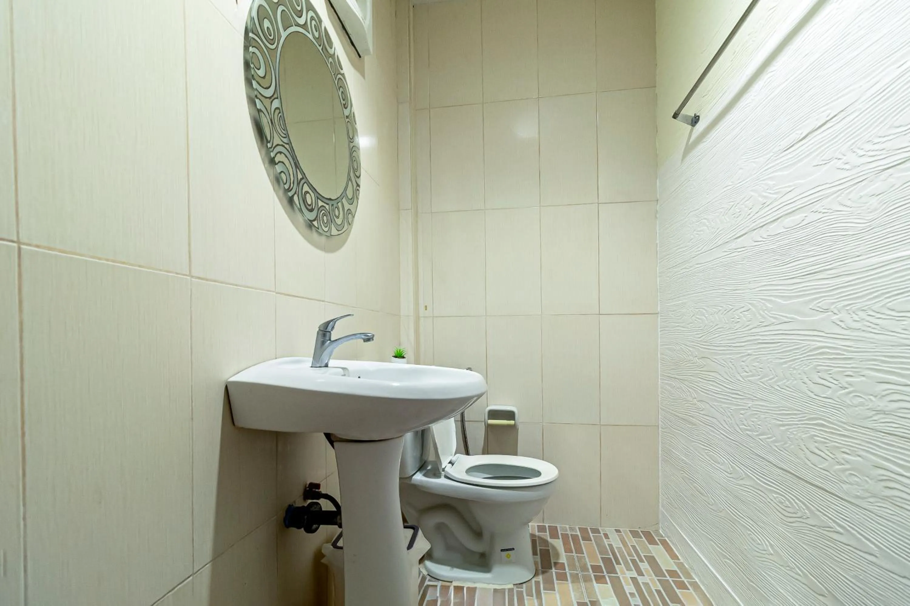 Karoon Sea View Lodge