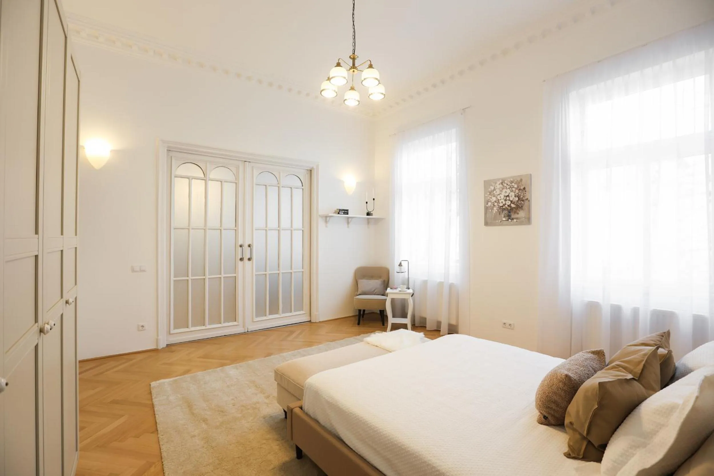 Bed in Mirage Medic Hotel