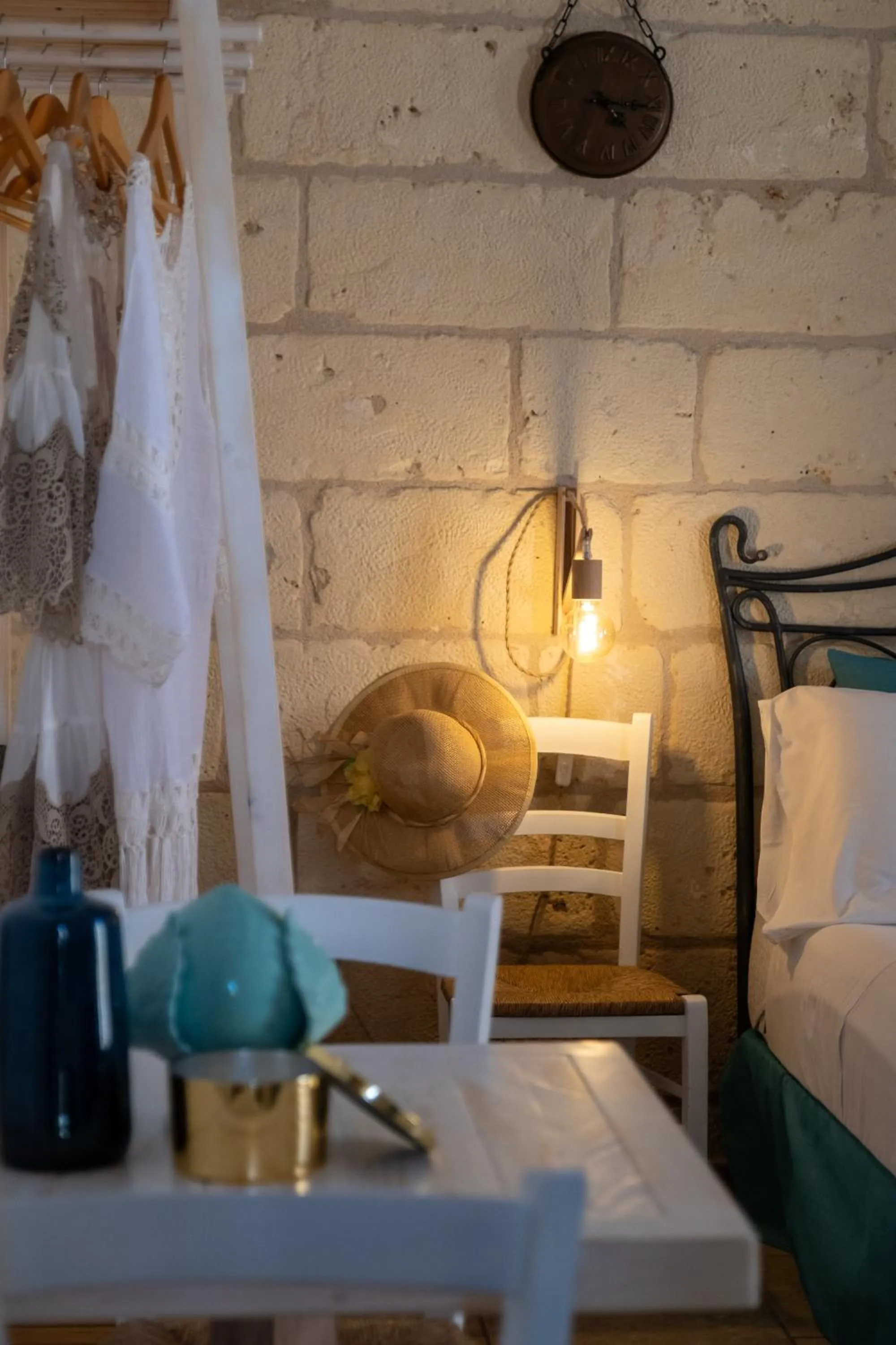 Bed in Agriturismo Alonì Costarella Masseria