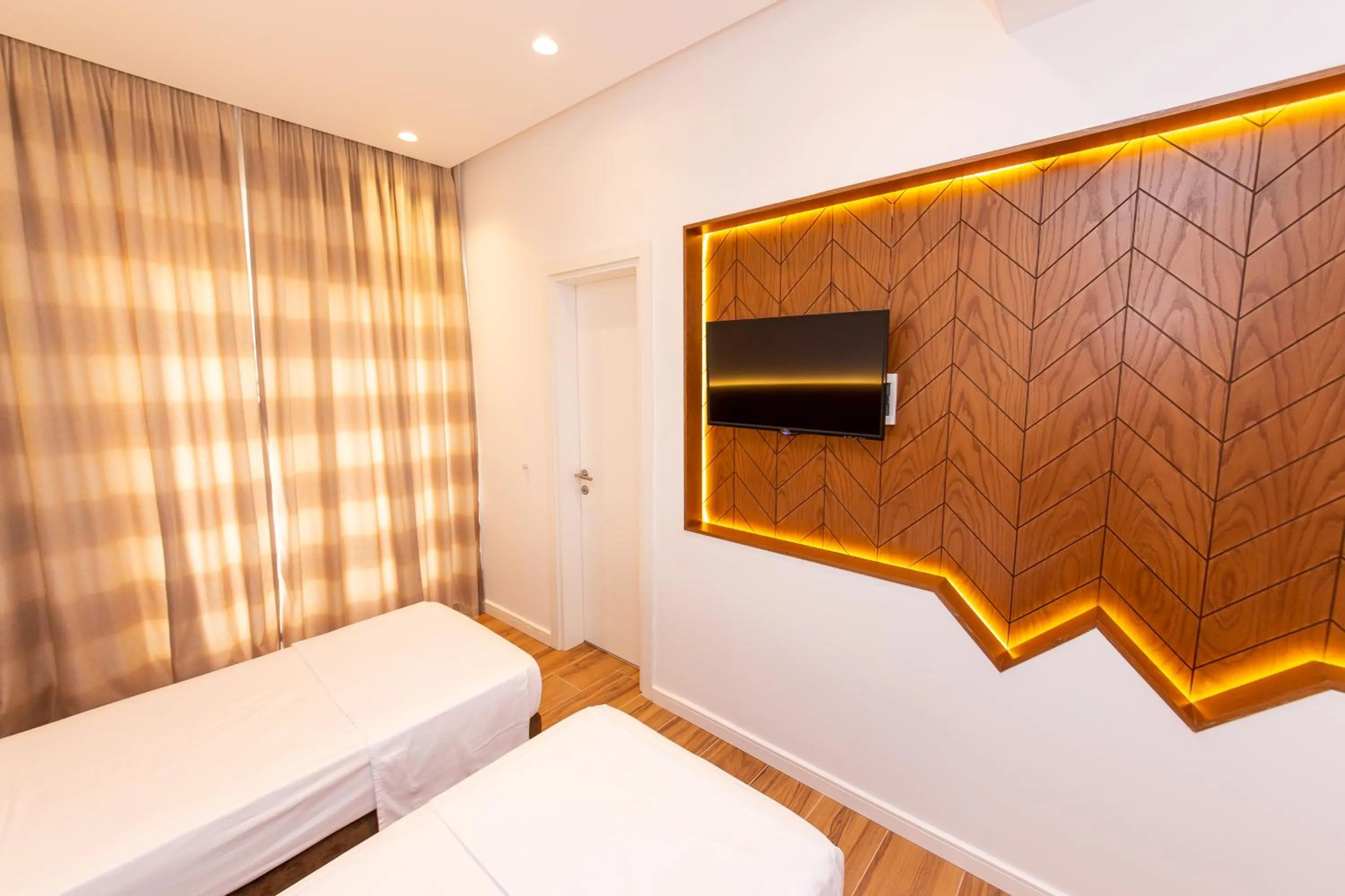 Bedroom, Bed in Inada Hotel Ksamil