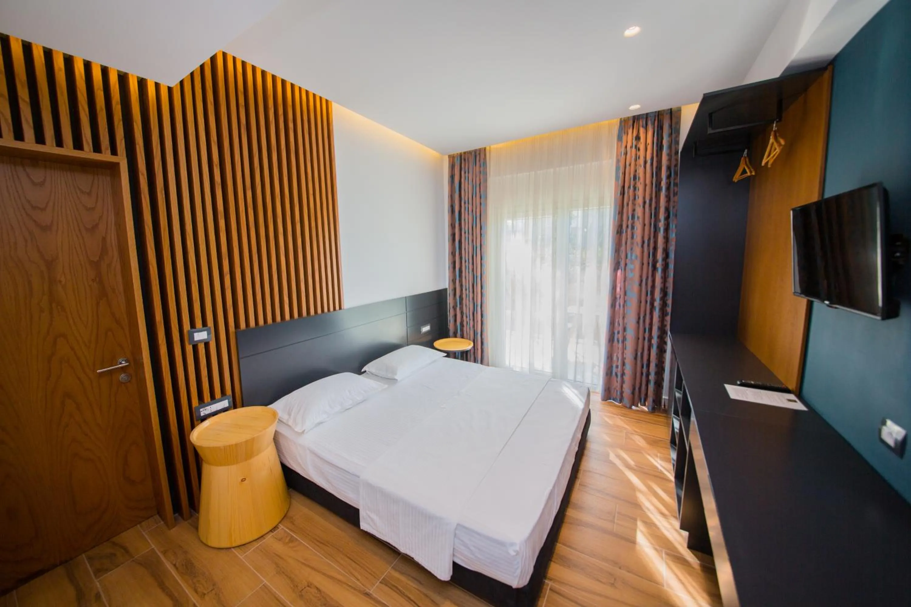 Bedroom, Bed in Inada Hotel Ksamil