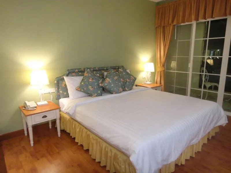 Bed in Kensington English Garden Resort Khaoyai