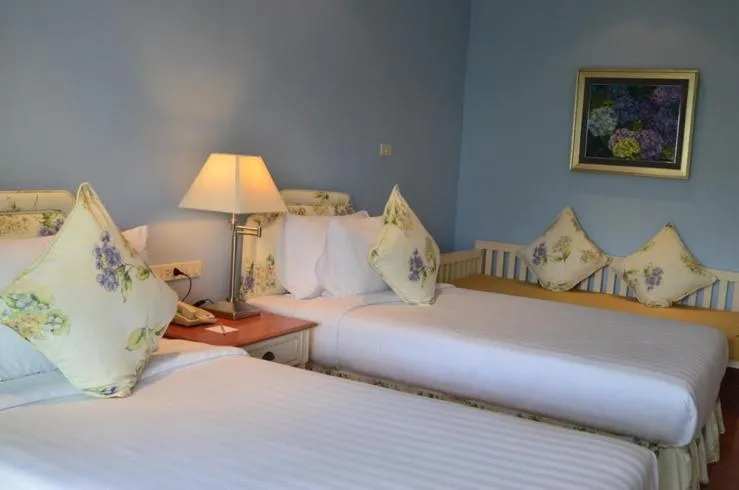 Bed in Kensington English Garden Resort Khaoyai