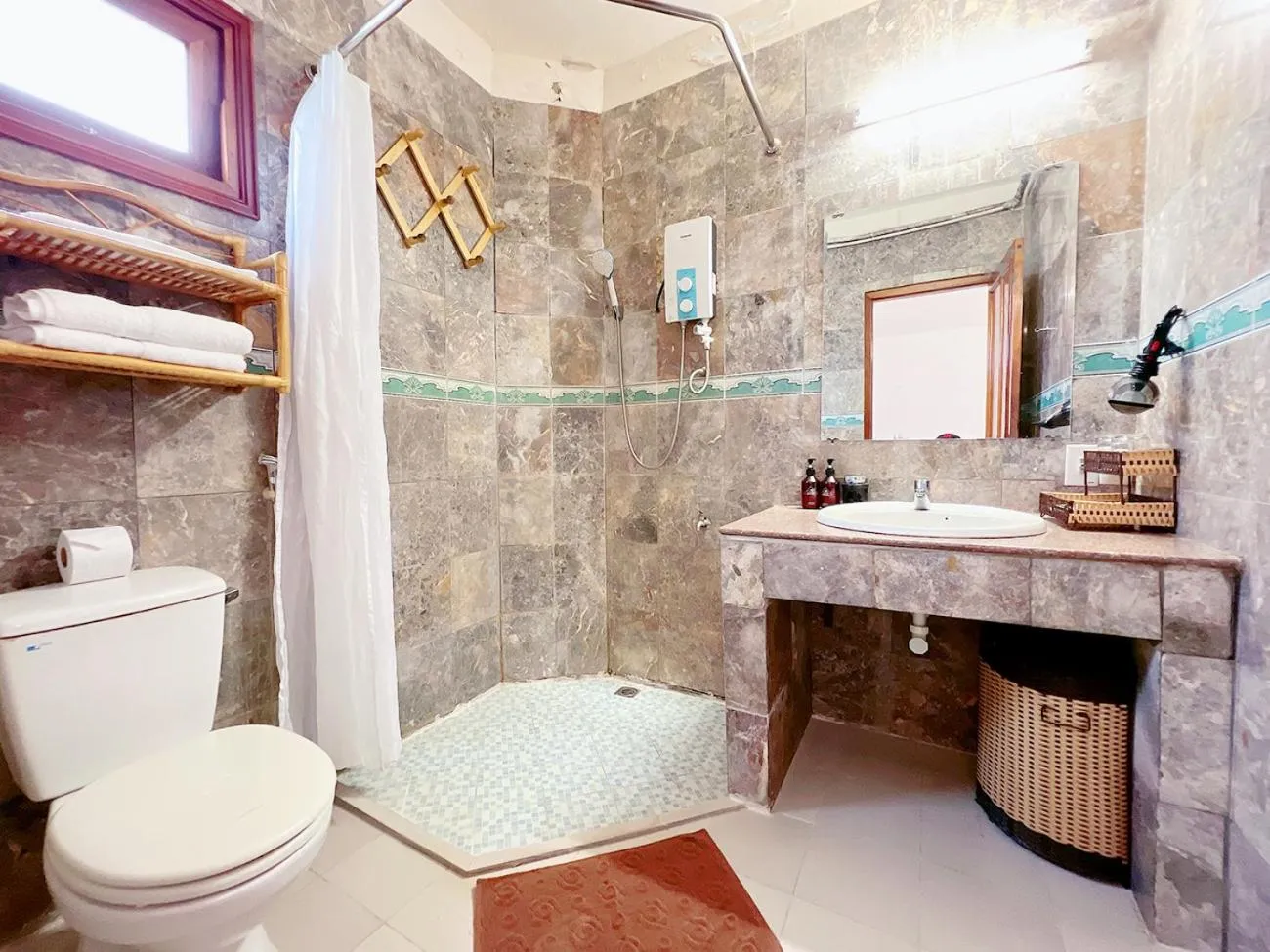 Bathroom in Little Muine Cottages Resort