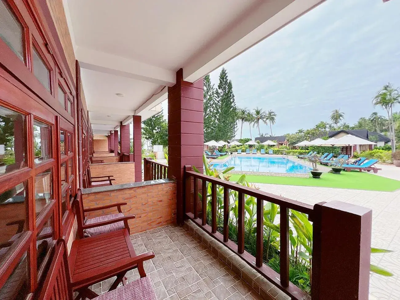 Pool view in Little Muine Cottages Resort Pool view in Little Muine Cottages Resort