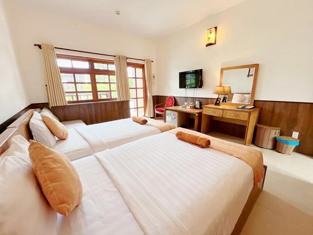 Bedroom, Bed in Little Muine Cottages Resort