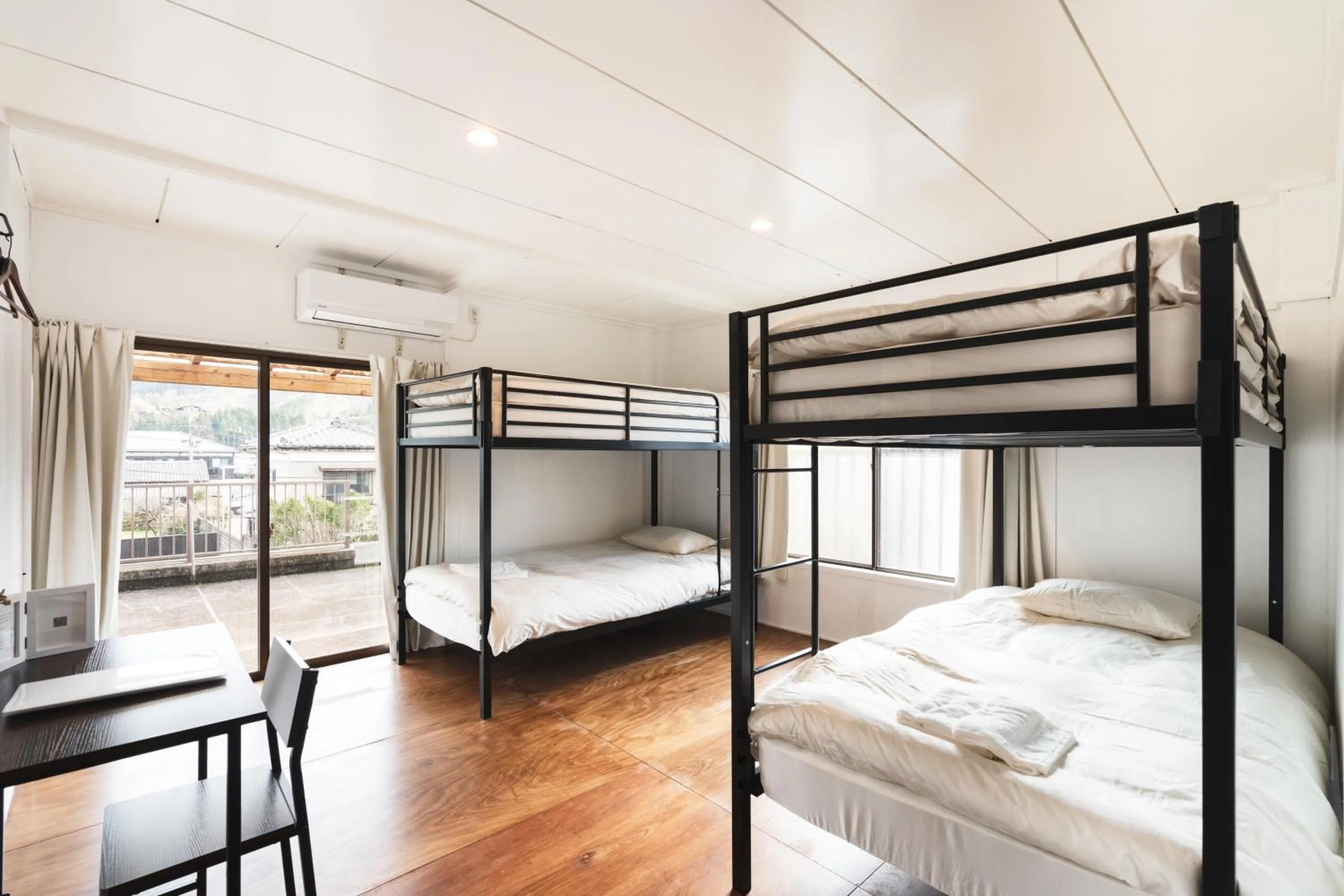 bunk bed, Bed in Hostel Marika -ホステルマリカ-