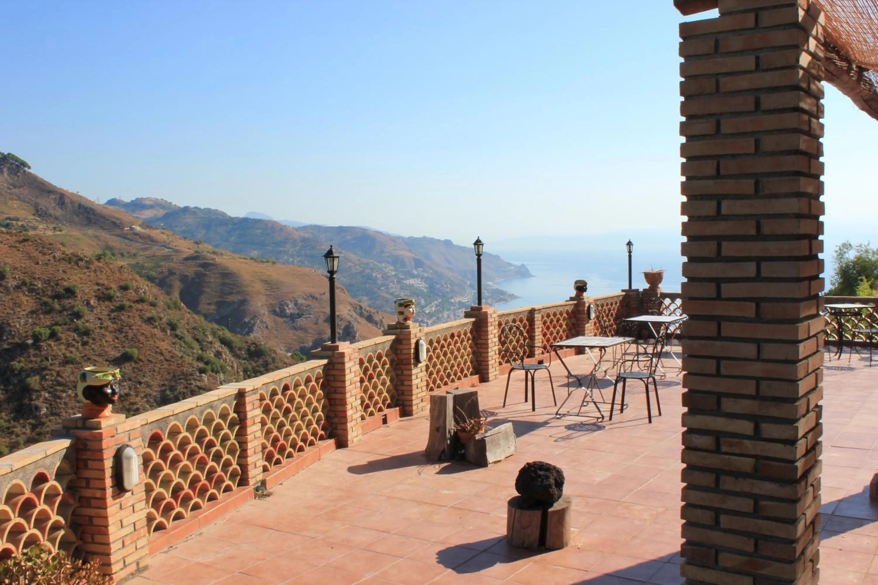 Balcony/Terrace in Villa Almoezia Charming B&B