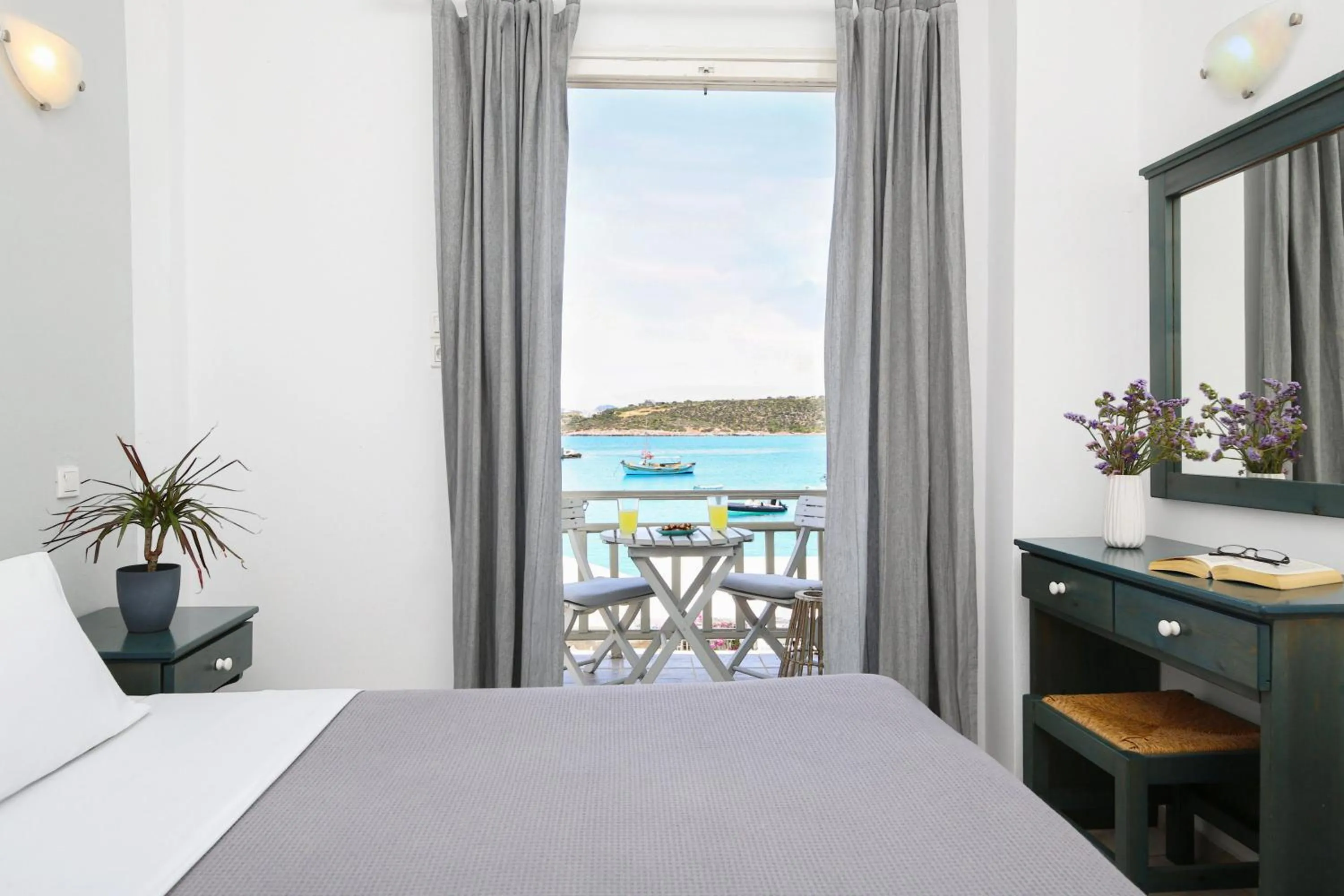 Angeliki Seaside Hotel