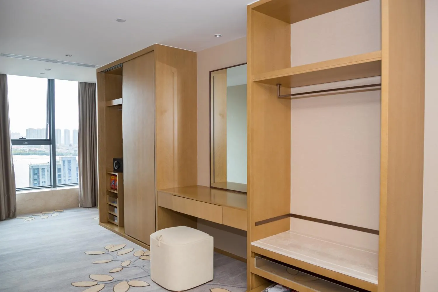 Decorative detail in Wyndham Grand Plaza Royale Yuzhou Xiamen Wuyuan Bay