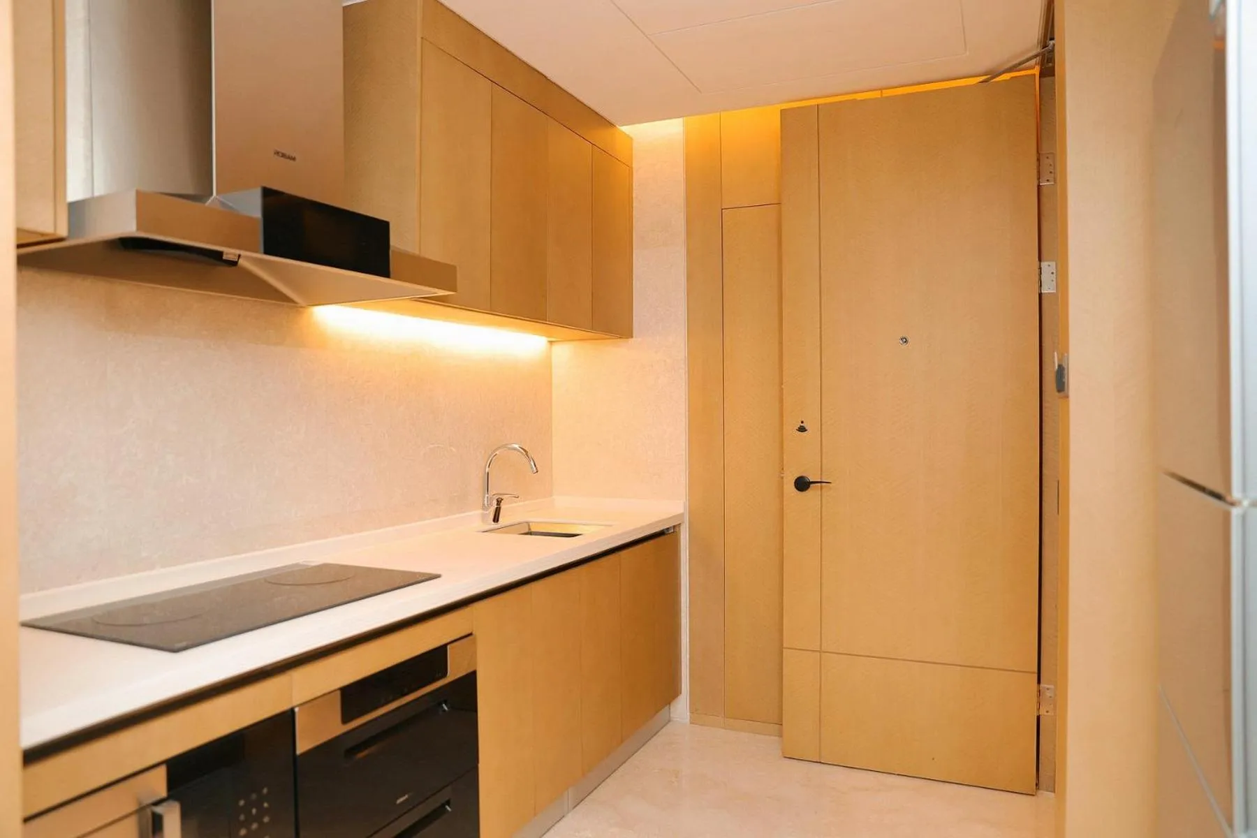 Kitchen or kitchenette in Wyndham Grand Plaza Royale Yuzhou Xiamen Wuyuan Bay