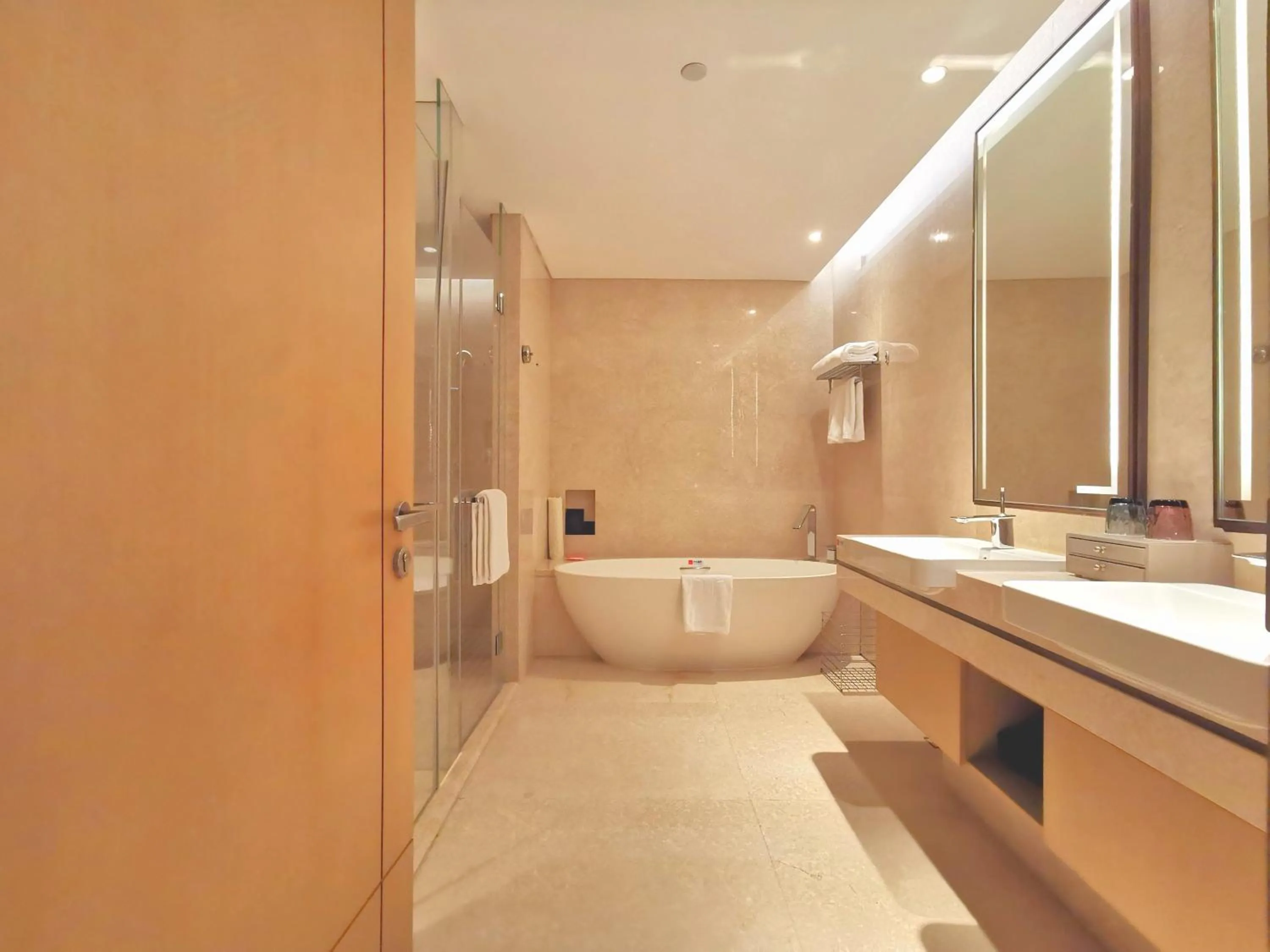 Toilet in Wyndham Grand Plaza Royale Yuzhou Xiamen Wuyuan Bay