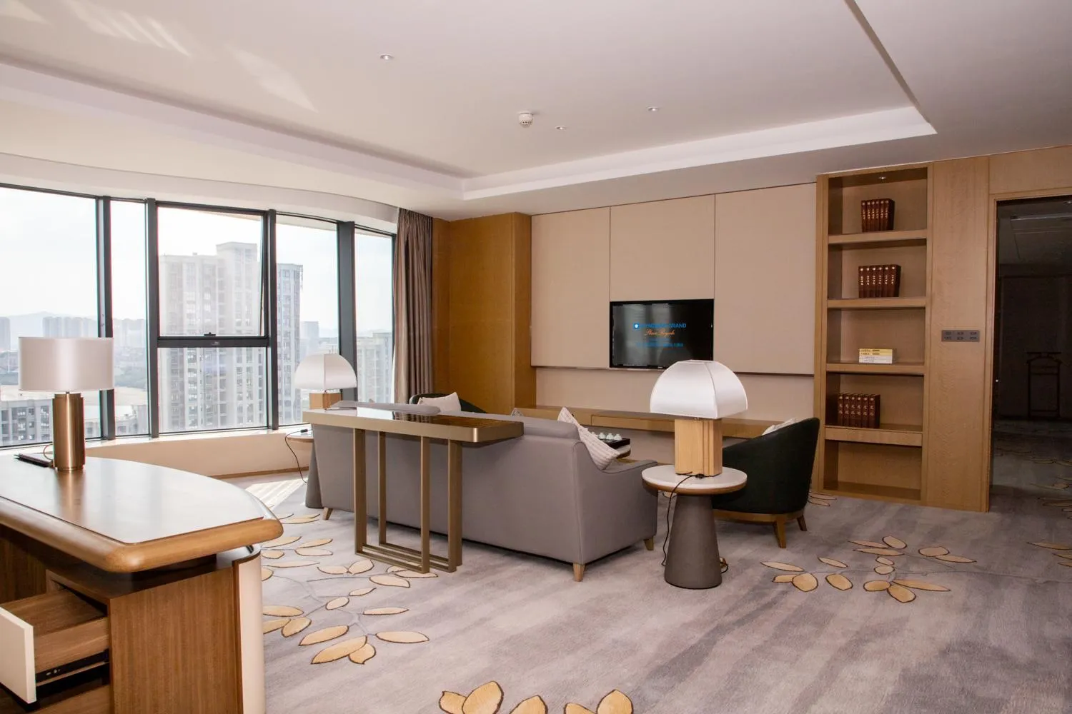 Living room in Wyndham Grand Plaza Royale Yuzhou Xiamen Wuyuan Bay