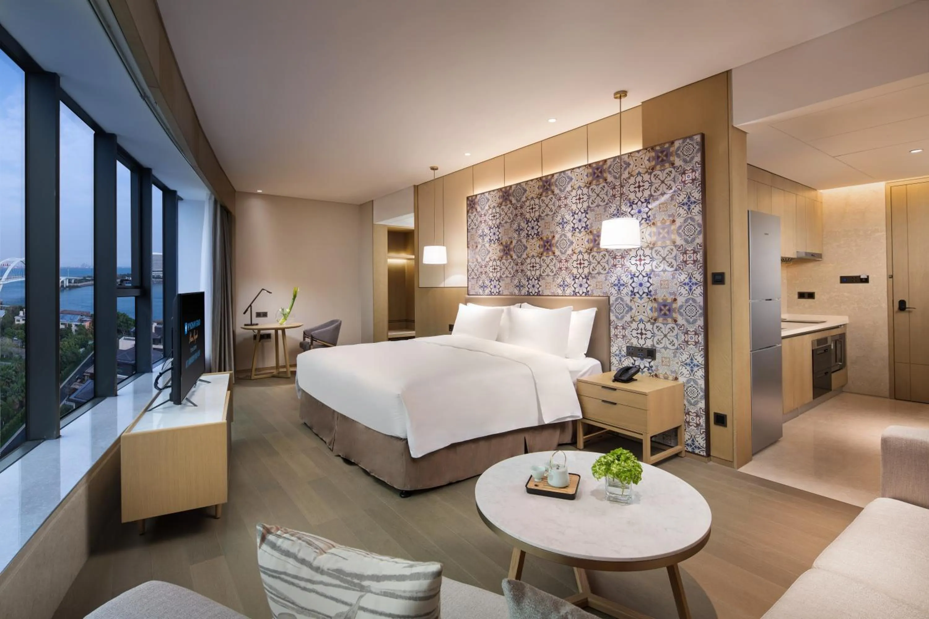 Bed in Wyndham Grand Plaza Royale Yuzhou Xiamen Wuyuan Bay