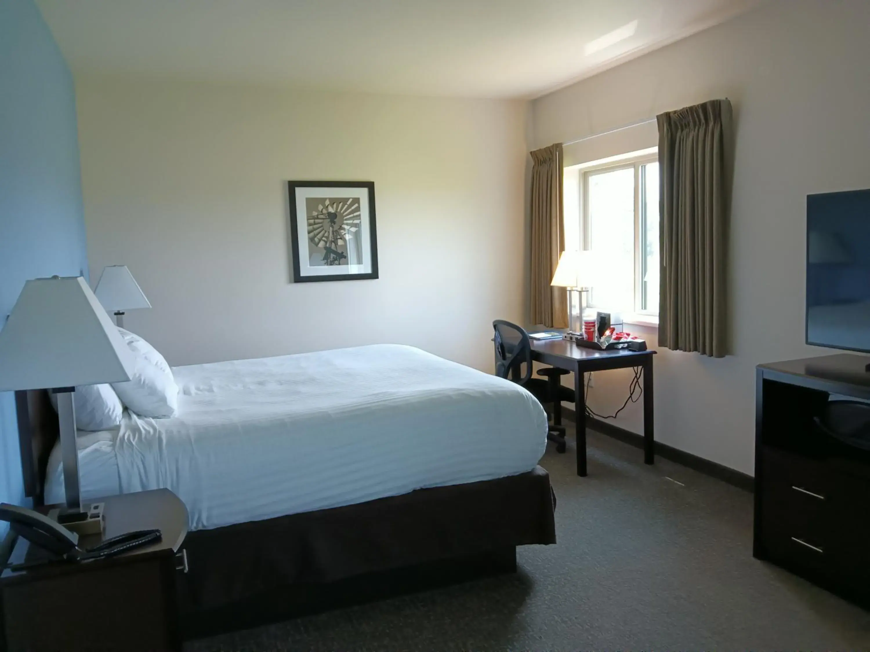 Bed in Cobblestone Inn & Suites – Manchester Bed in Cobblestone Inn & Suites – Manchester