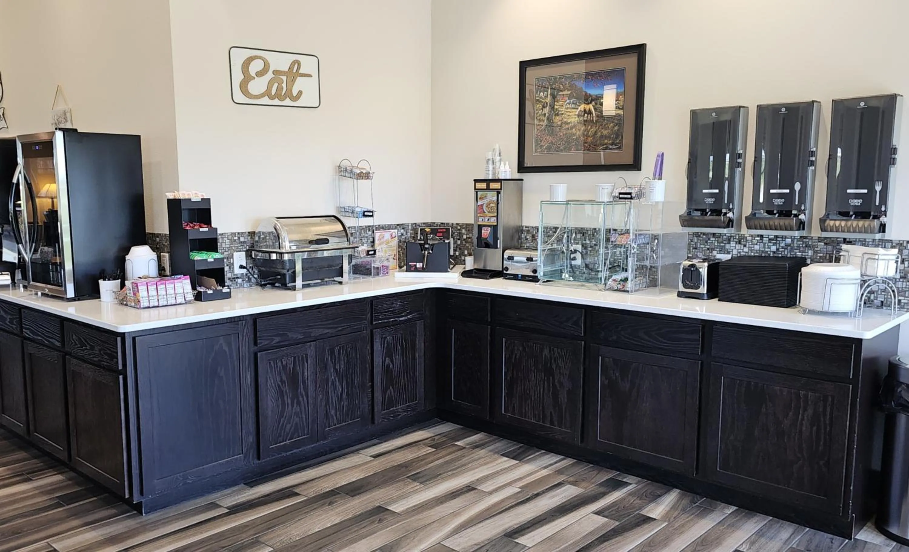 Breakfast in Cobblestone Inn & Suites – Manchester