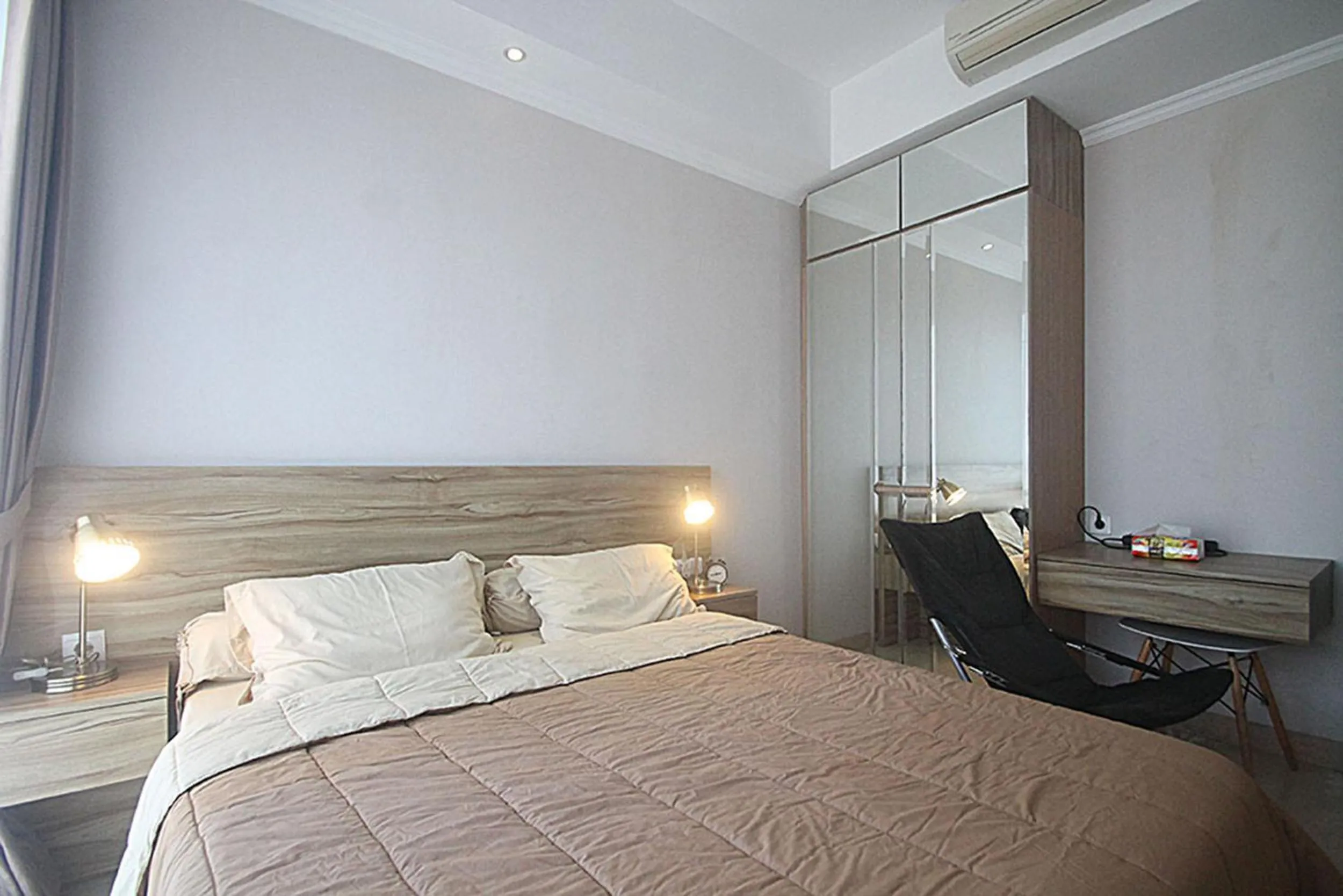 Bed in Apartemen Menteng Park by Aparian