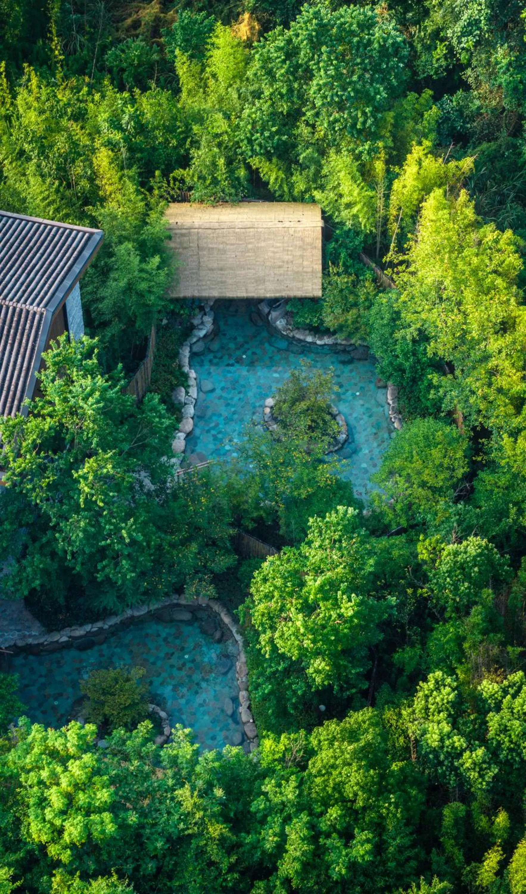 Hot Spring Bath in AHN LAN Ninghai