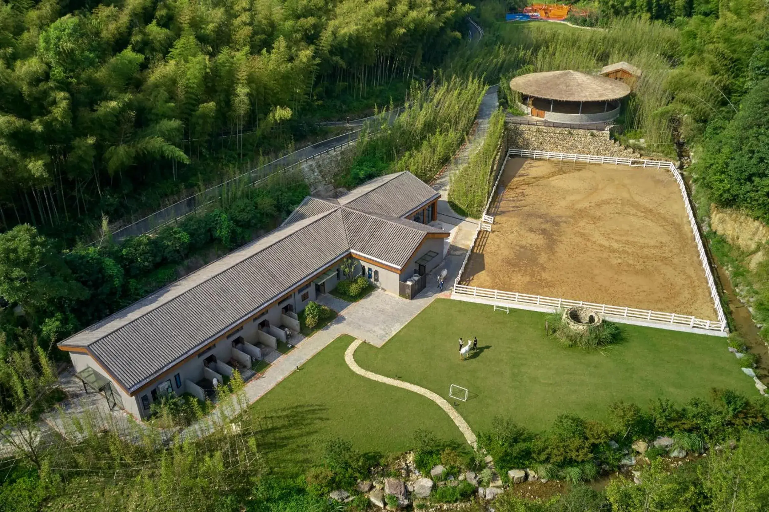 Property building in AHN LAN Ninghai Property building in AHN LAN Ninghai