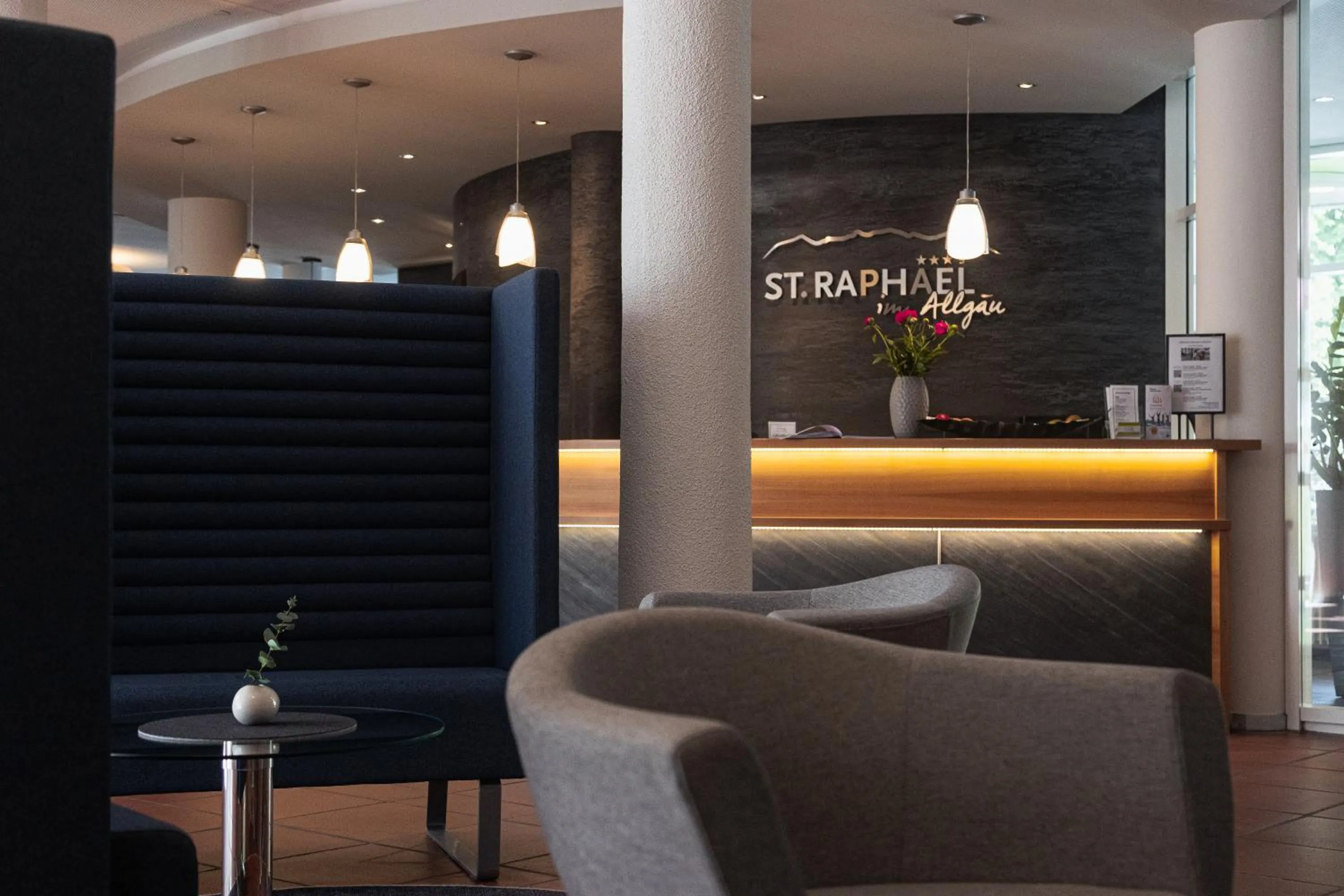 Lobby or reception in Hotel Raphael im Allgäu