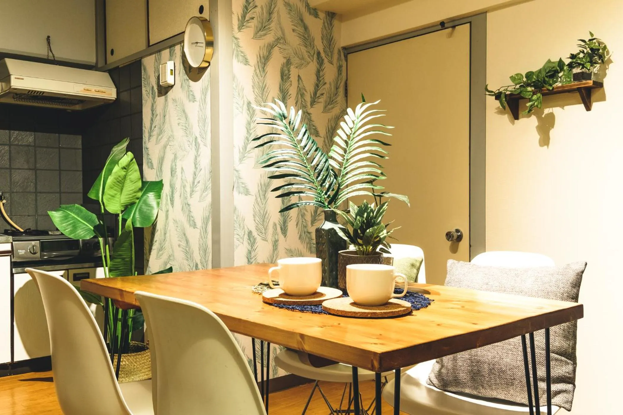 Dining area in Rose Heights -vacation rental-