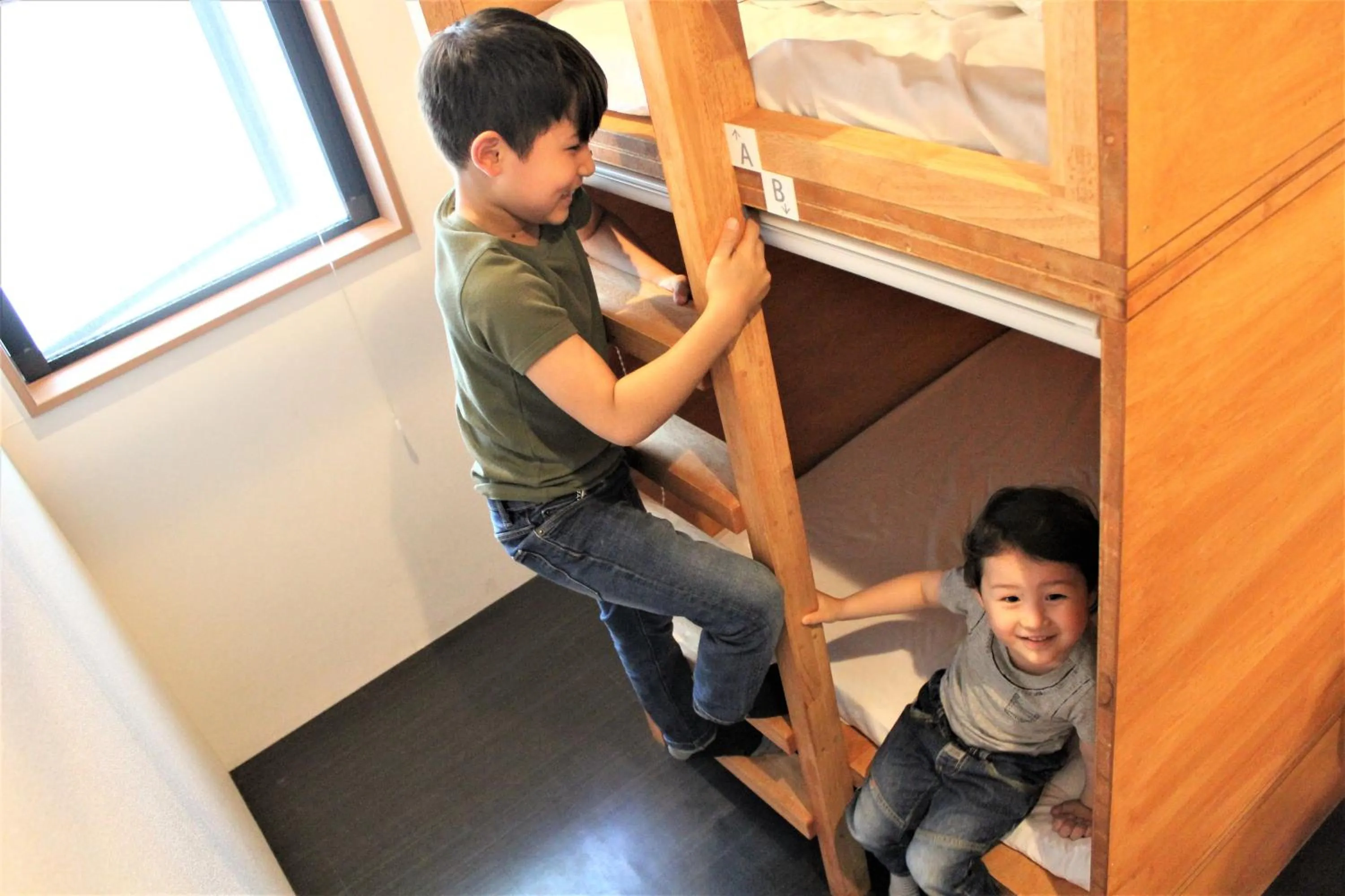 Photo of the whole room in plat hostel keikyu asakusa karin