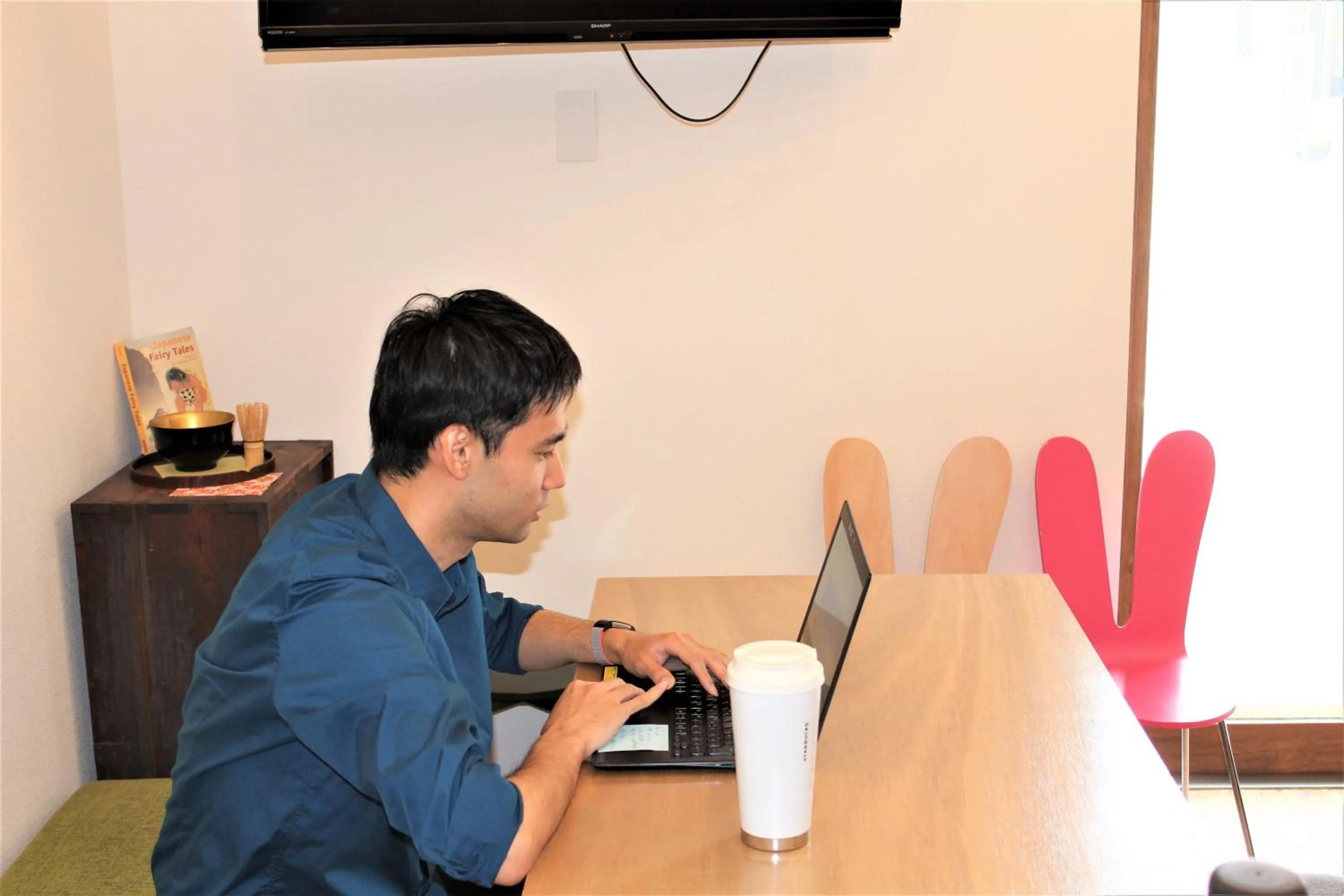 Communal lounge/ TV room in plat hostel keikyu asakusa karin