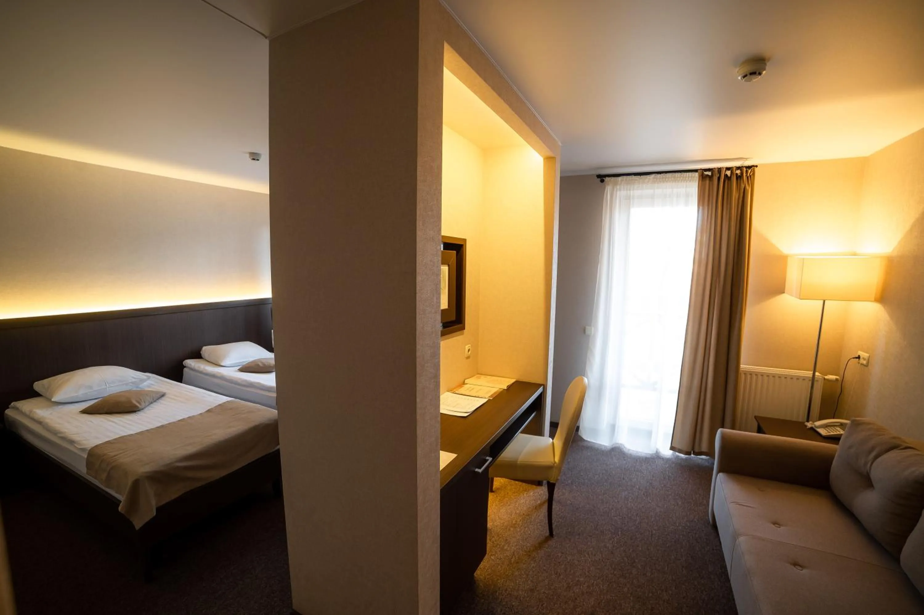 Business Twin Room in Sribni Leleky Hotel & Spa
