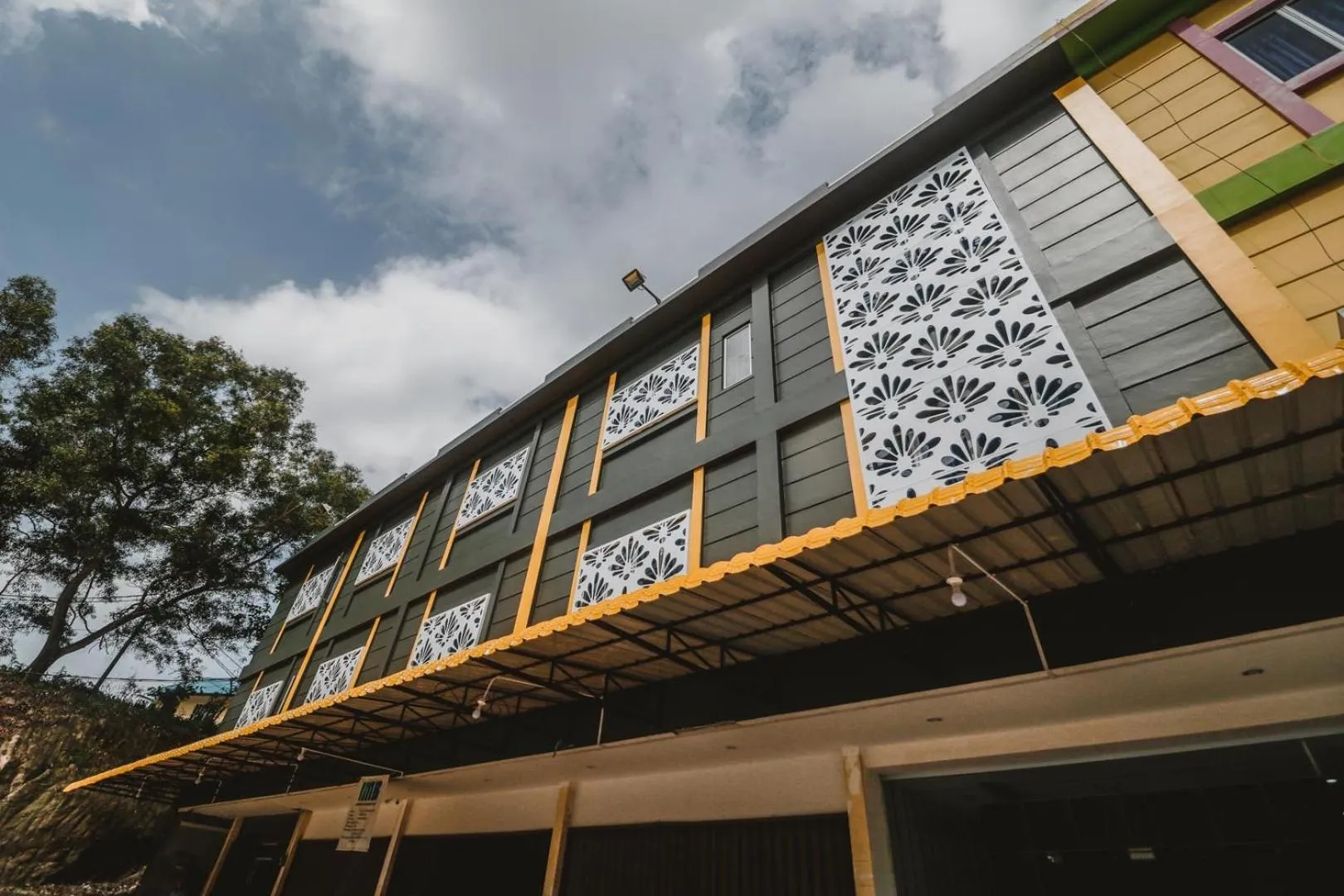 Property building in RedDoorz @ Baloi Batam