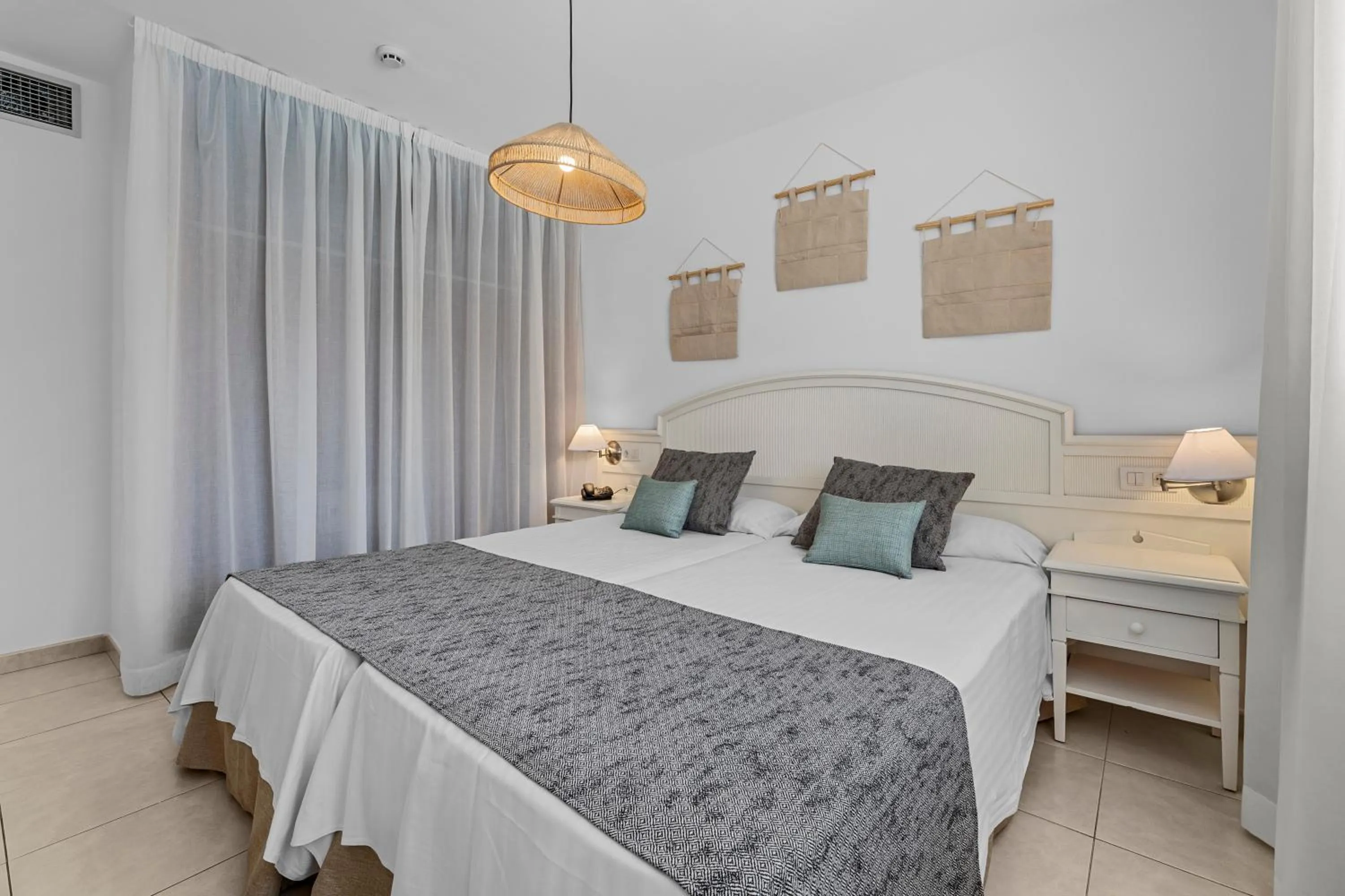 Photo of the whole room, Bed in Labranda Aloe Club