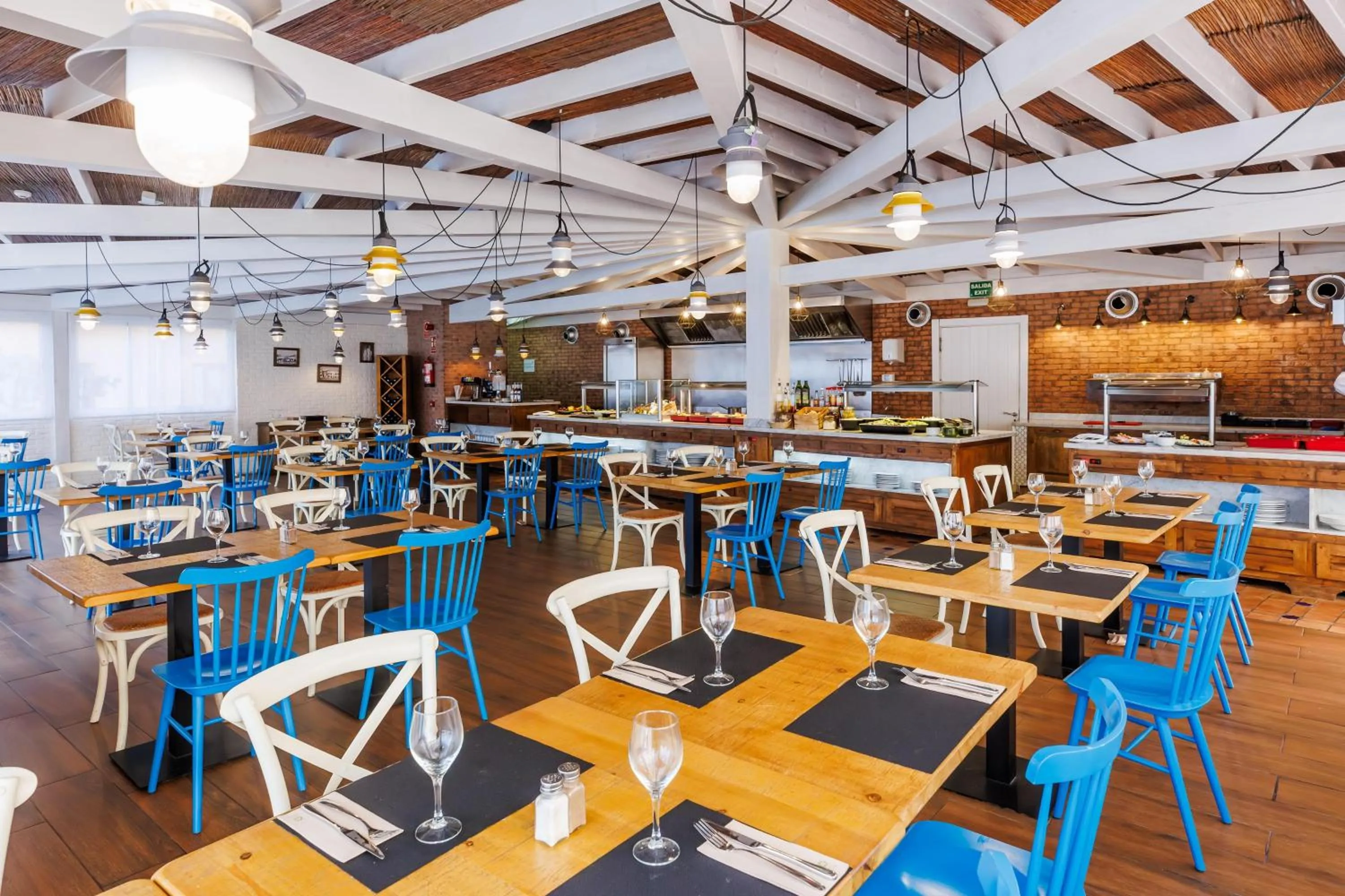 Restaurant/places to eat in BLUESEA Aloe Corralejo