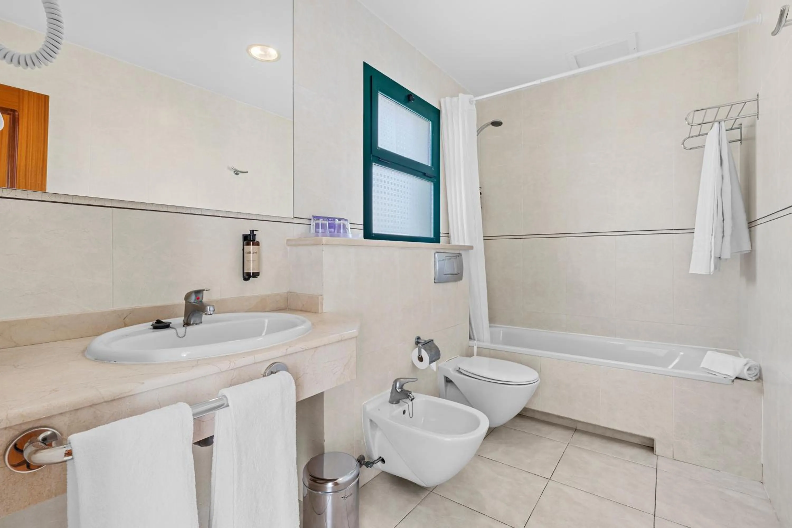 Bathroom in Labranda Aloe Club