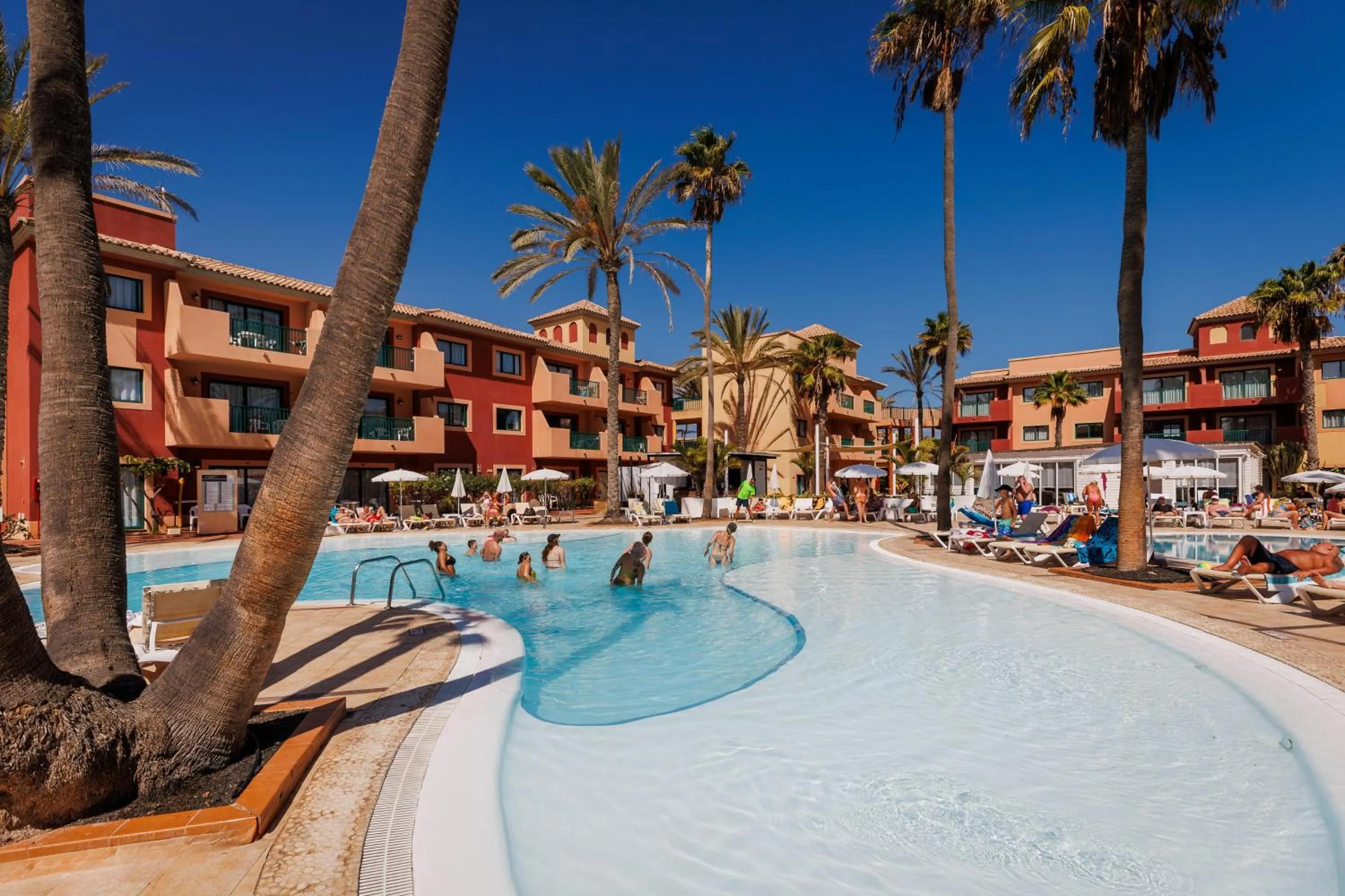 Swimming pool in BLUESEA Aloe Corralejo