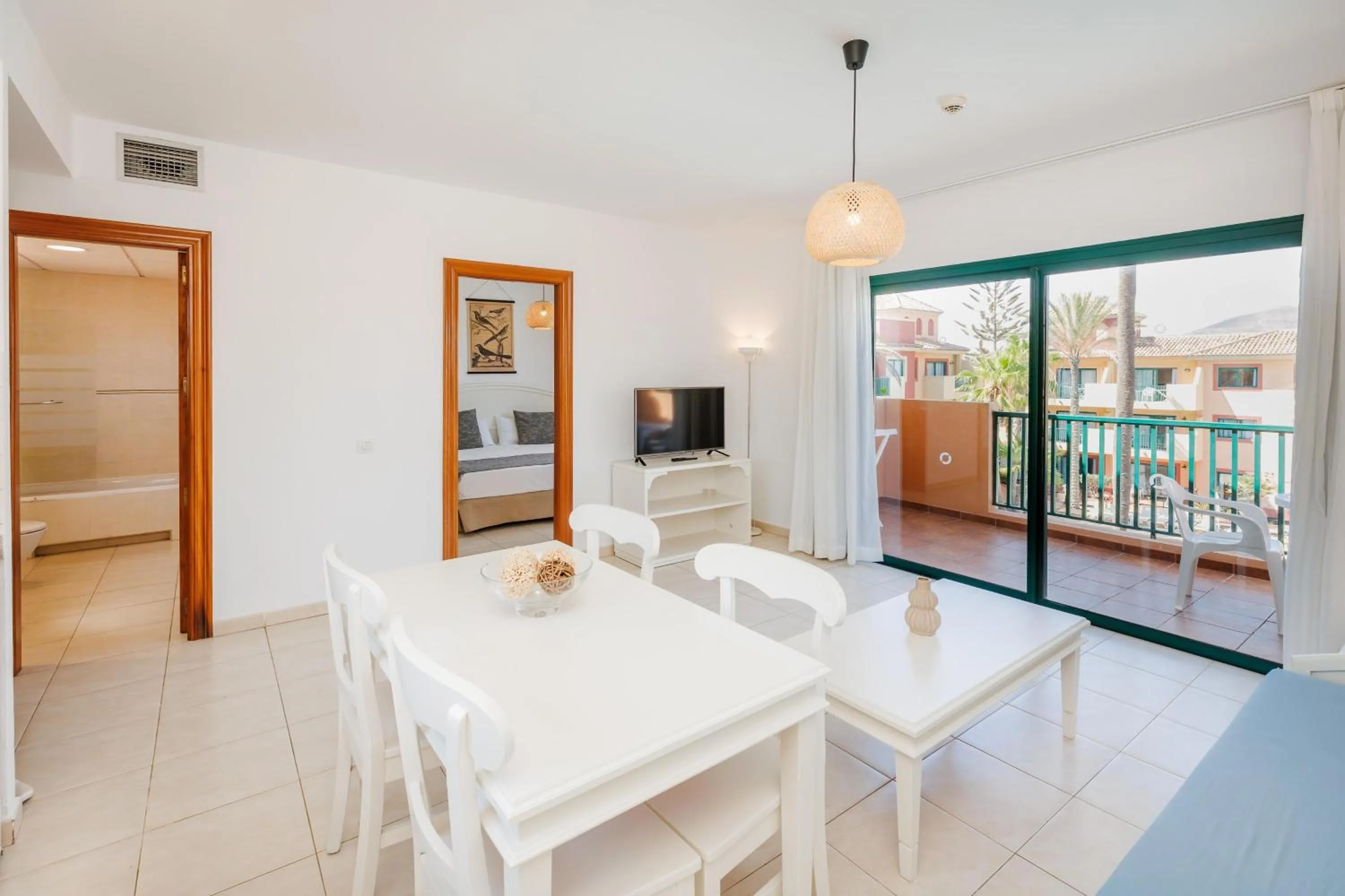 Photo of the whole room in BLUESEA Aloe Corralejo