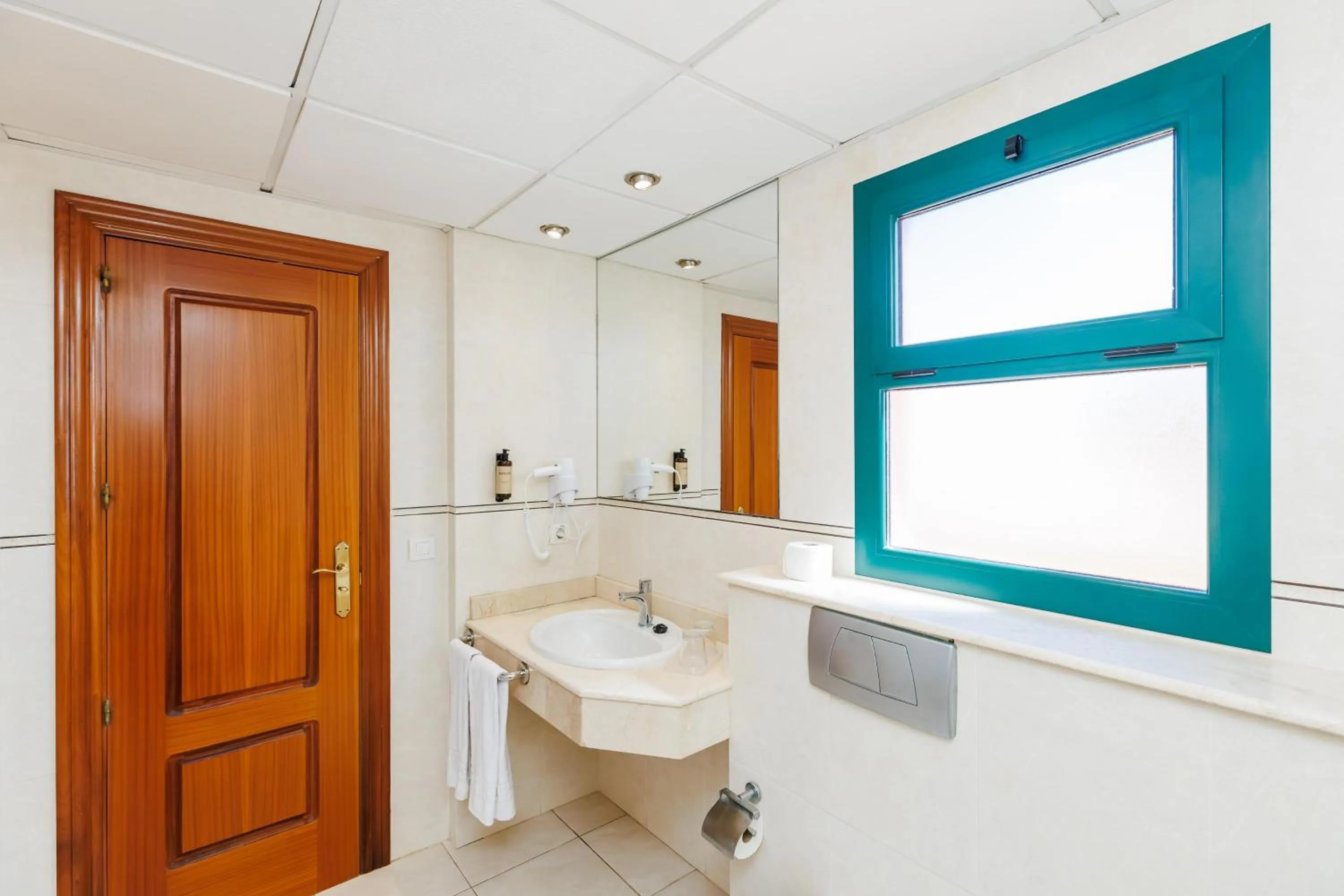 Bathroom in BLUESEA Aloe Corralejo