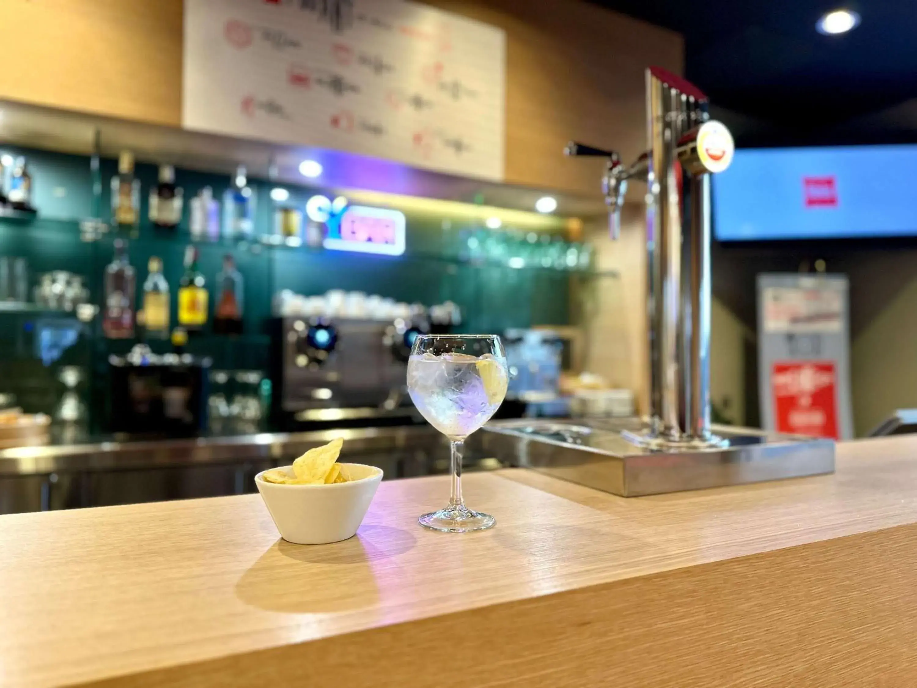 Lounge or bar in Ibis Madrid Centro las Ventas Lounge or bar in Ibis Madrid Centro las Ventas
