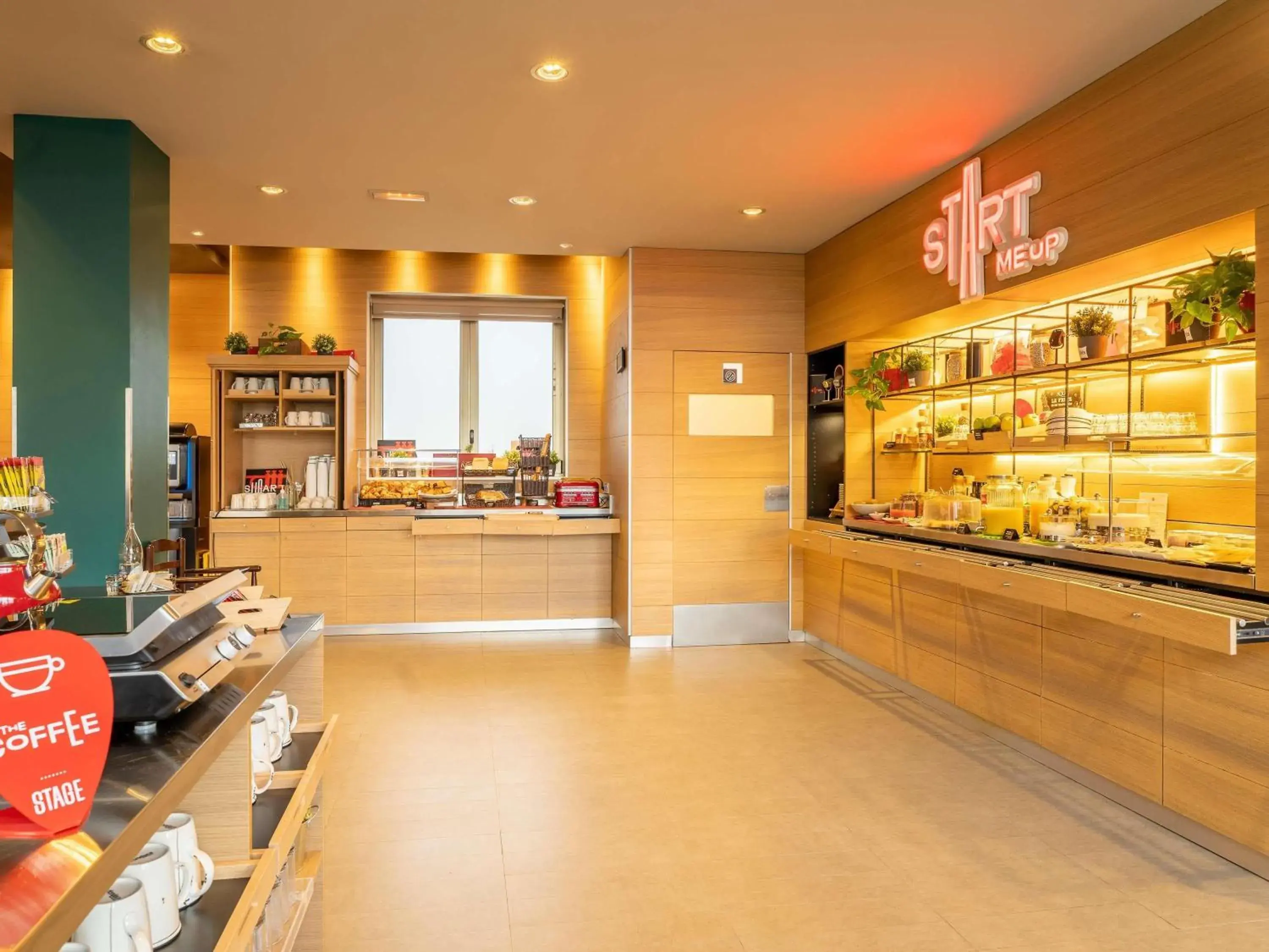 Property building in Ibis Madrid Centro las Ventas Property building in Ibis Madrid Centro las Ventas