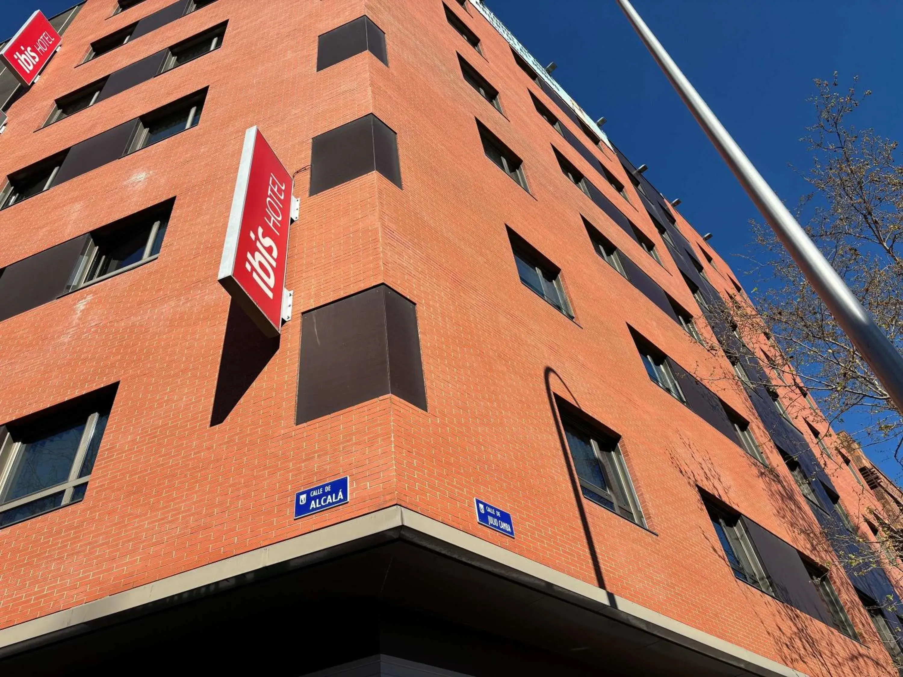 Property building in Ibis Madrid Centro las Ventas Property building in Ibis Madrid Centro las Ventas