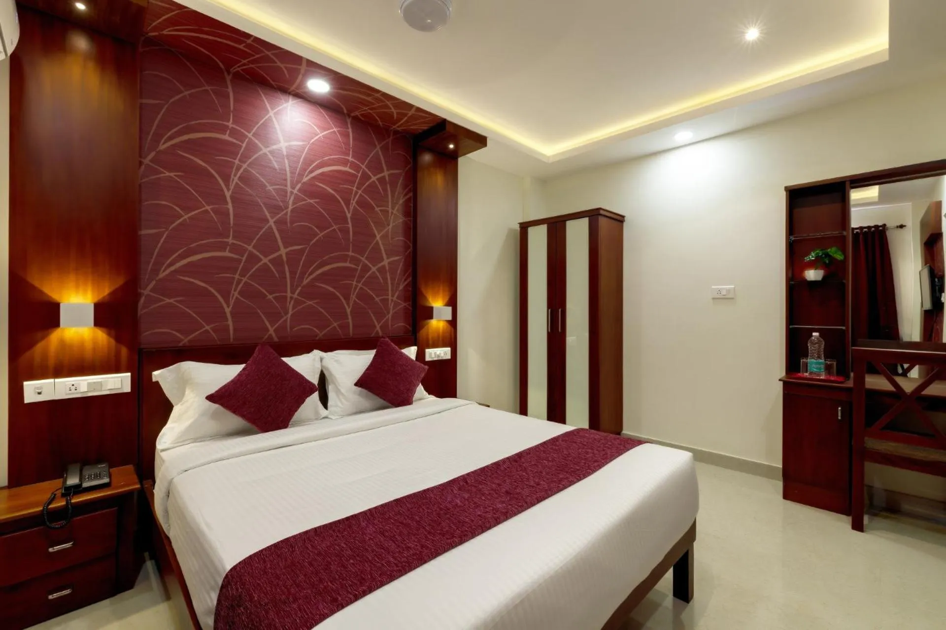 Bed in Burooj Hotel