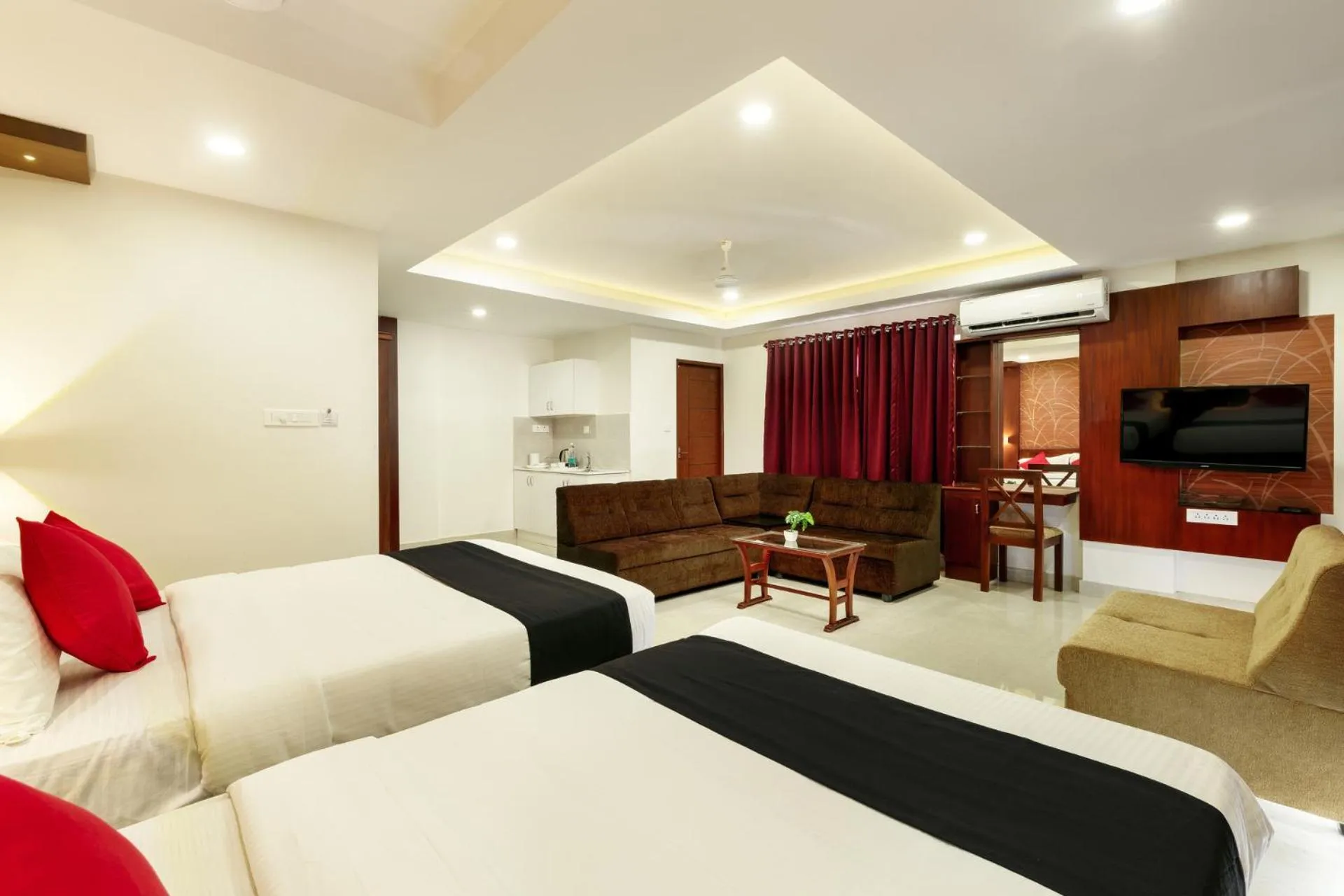 Photo of the whole room, Bed in Burooj Hotel