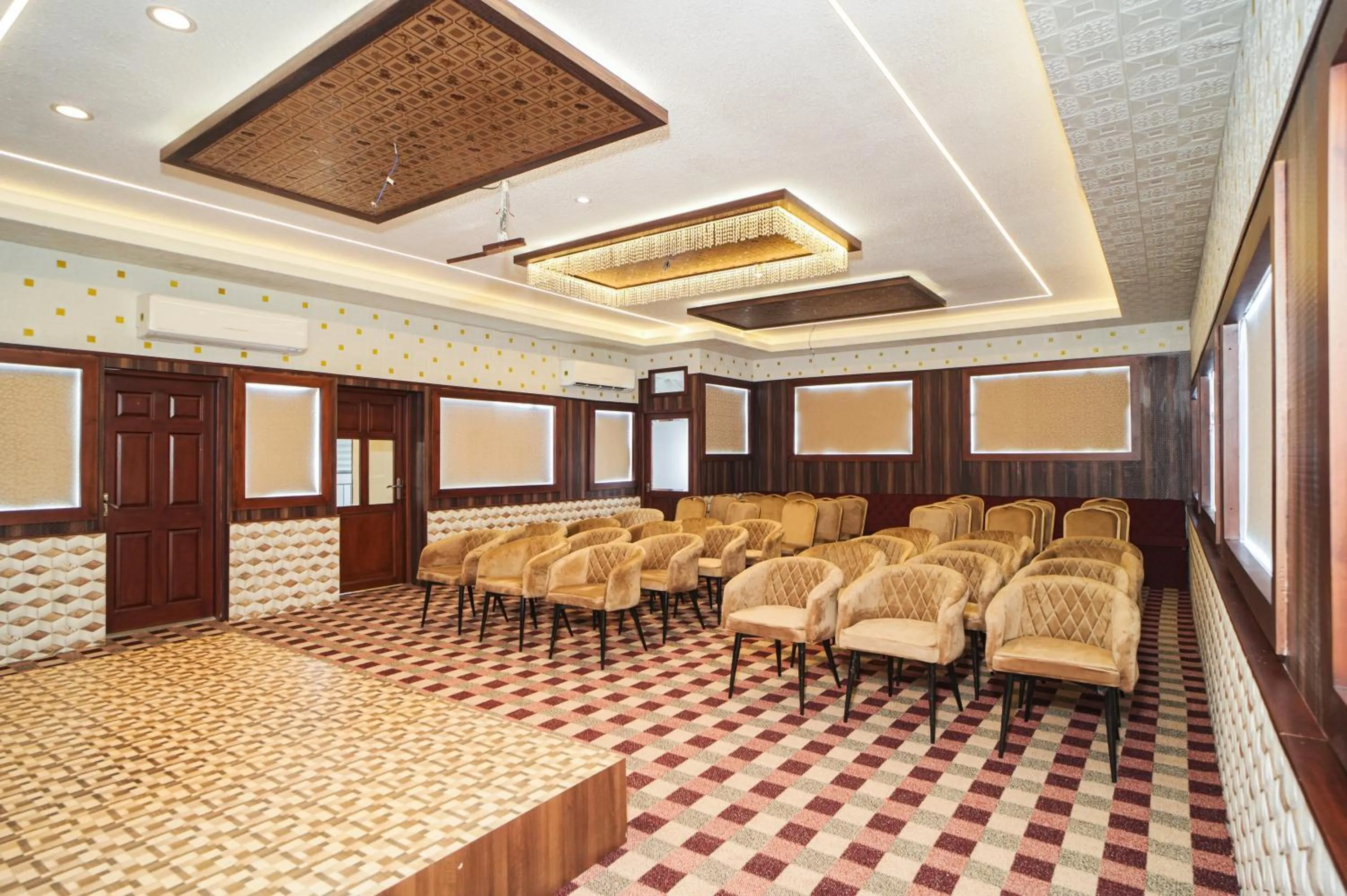 Banquet/Function facilities in Burooj Hotel