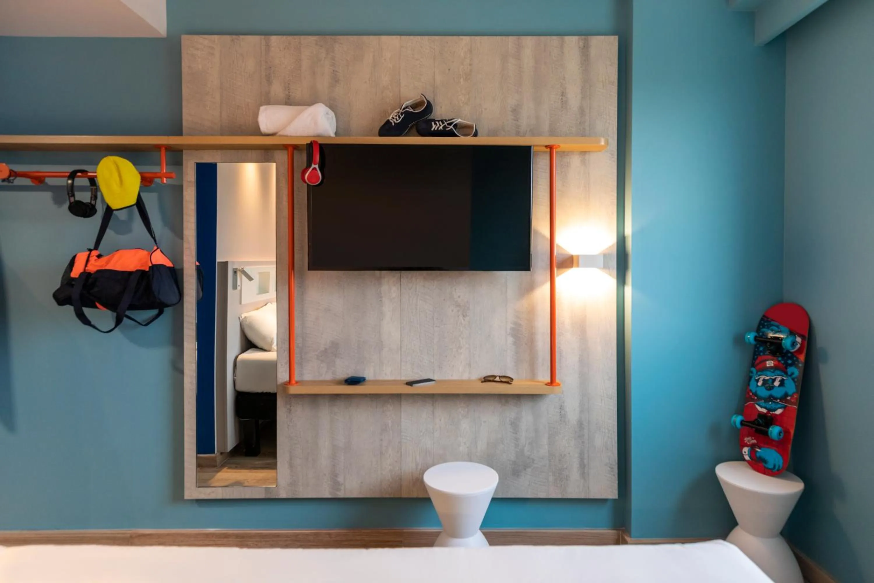 TV and multimedia in ibis budget Aguascalientes Norte