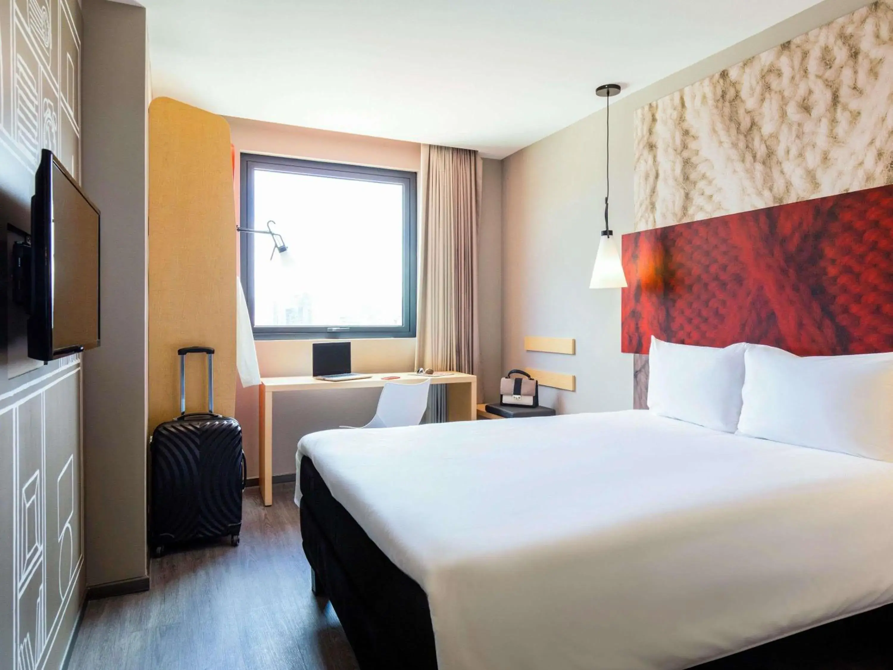 Bedroom, Bed in ibis Tijuana Bedroom, Bed in ibis Tijuana