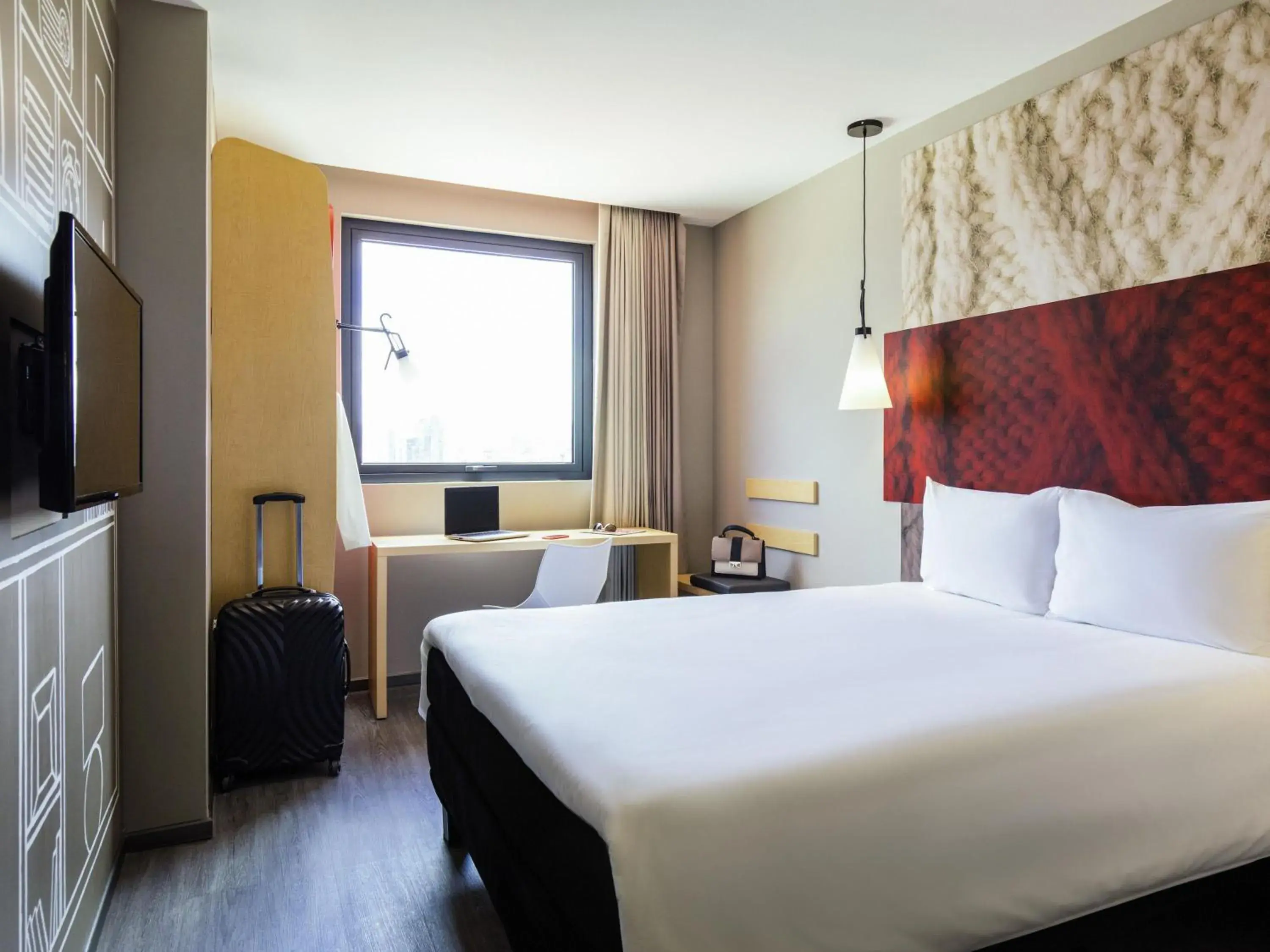 Bedroom, Bed in ibis Tijuana Bedroom, Bed in ibis Tijuana